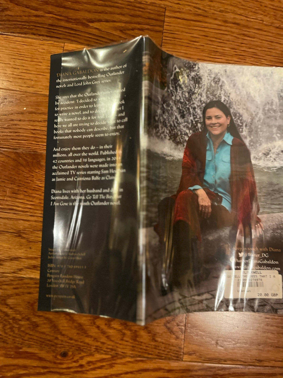 Diana Gabaldon Flat Signed Go Tell The Bees That I Am Gone – Outlander Book 9 UK