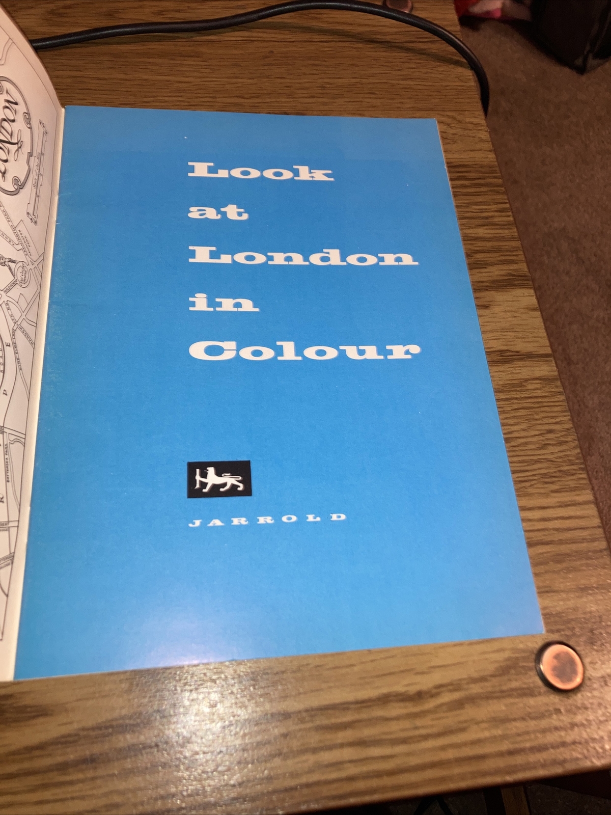 1970s Look At London In Colour pictorial booklet, Jarrold & Sons 9-3/4″ x 7-1/8″