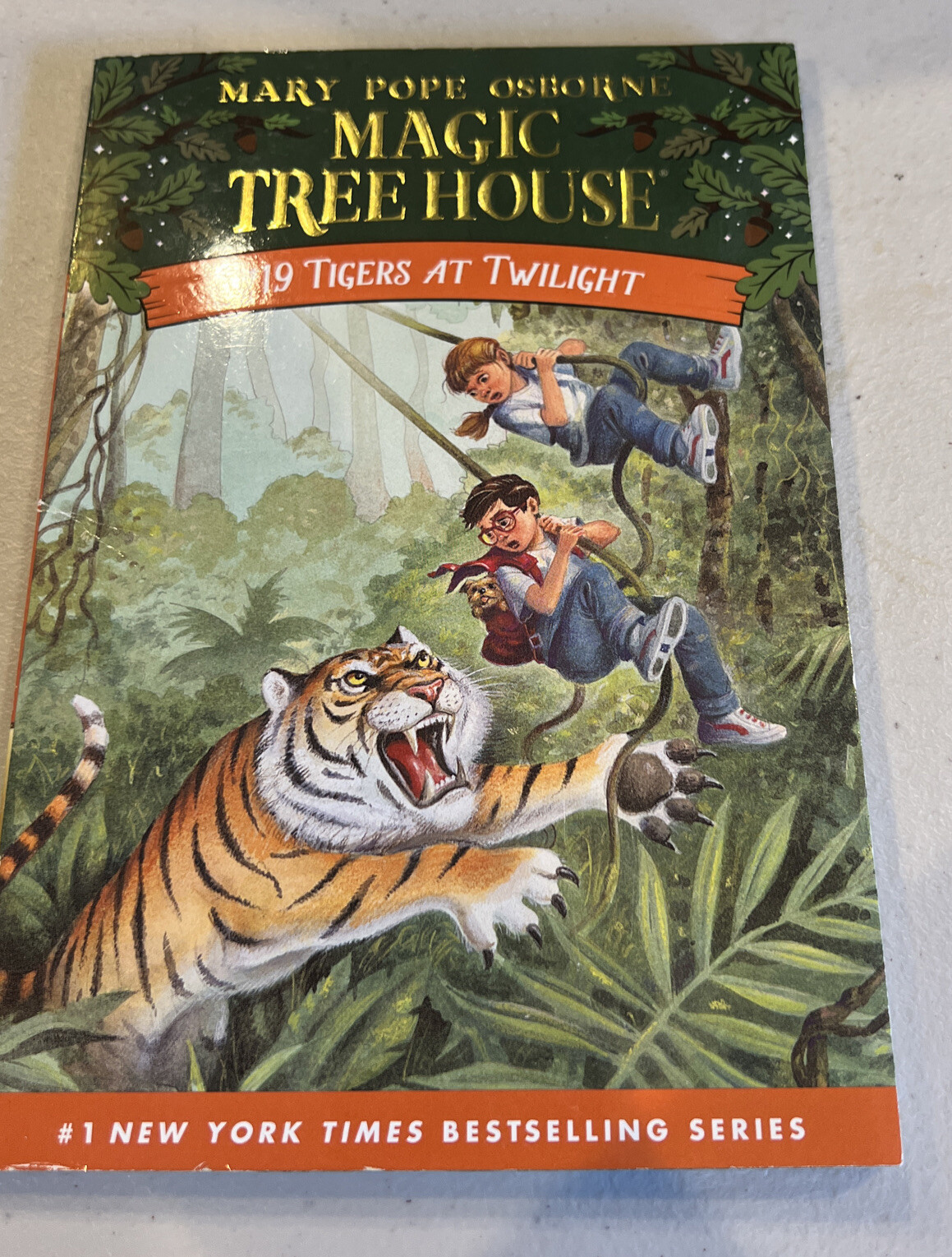 Magic Tree House (R) Ser.: Tigers at Twilight by Mary Pope Osborne (1999,…