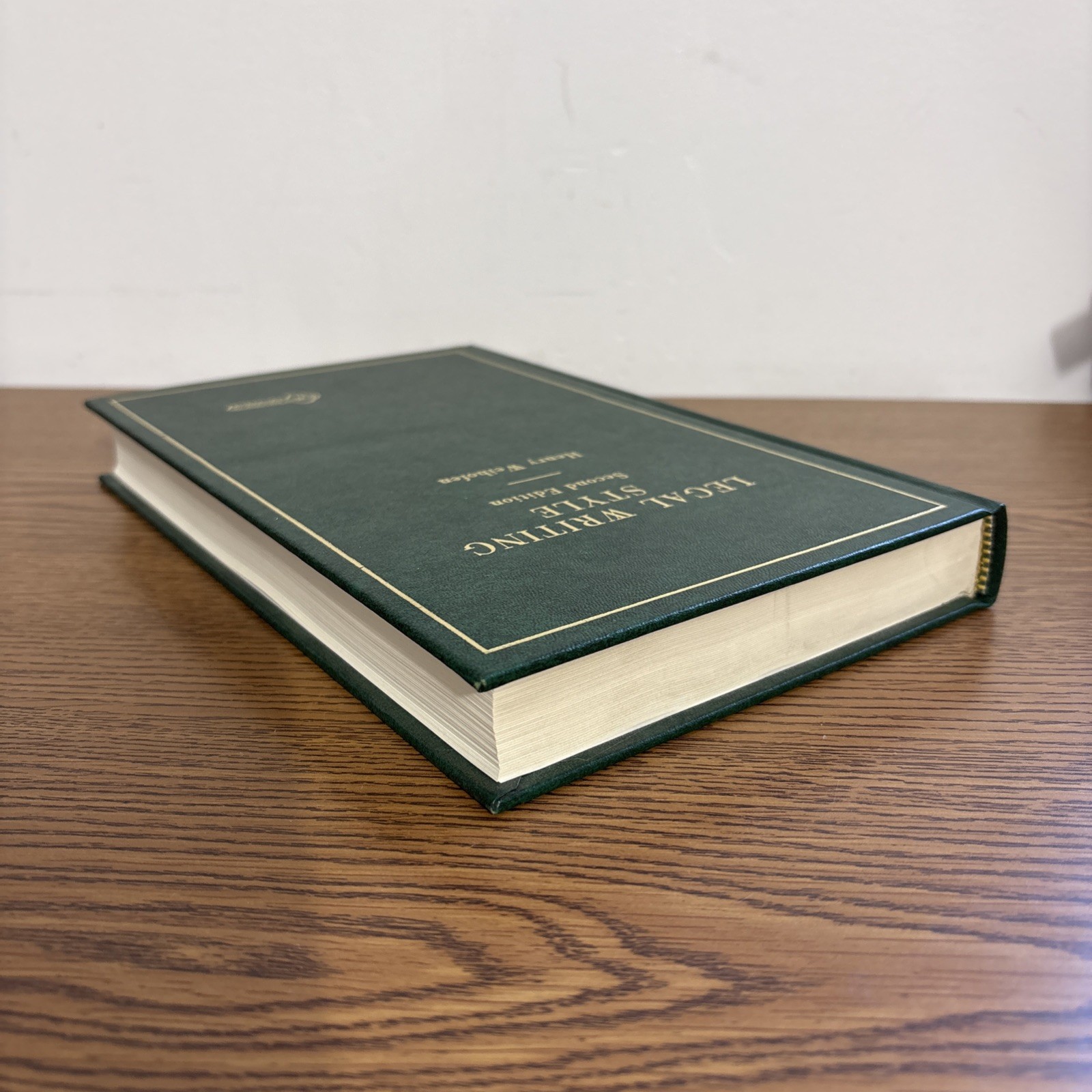 1981 Legal Writing Style 2nd Edition by Henry Weihofen West Publishing Co.