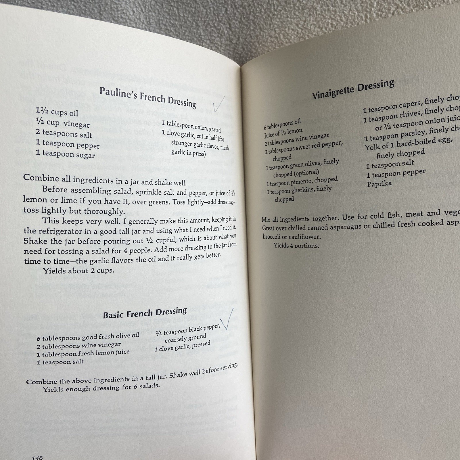 Someone’s in the Kitchen with Dinah Vintage Recipe Cookbook 1971 HC DJ