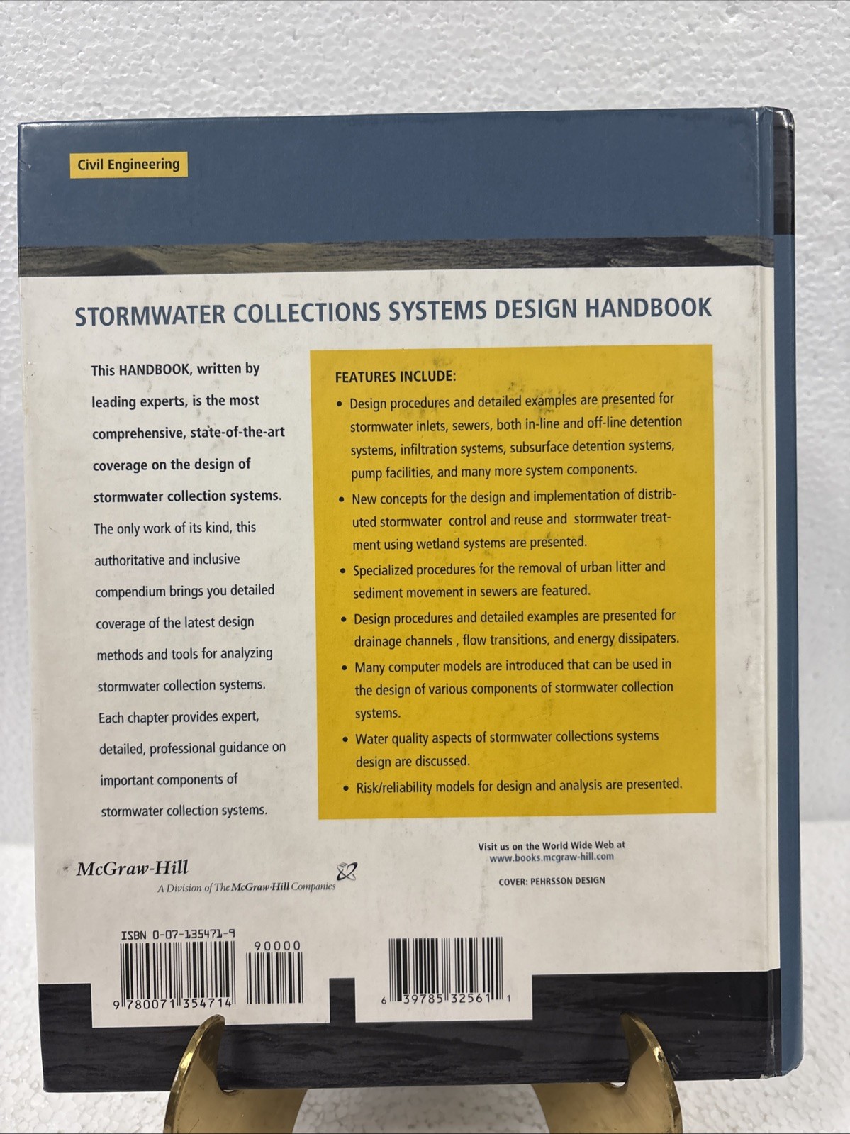 Stormwater Collection Systems Design Handbook by Larry W. Mays, 2001