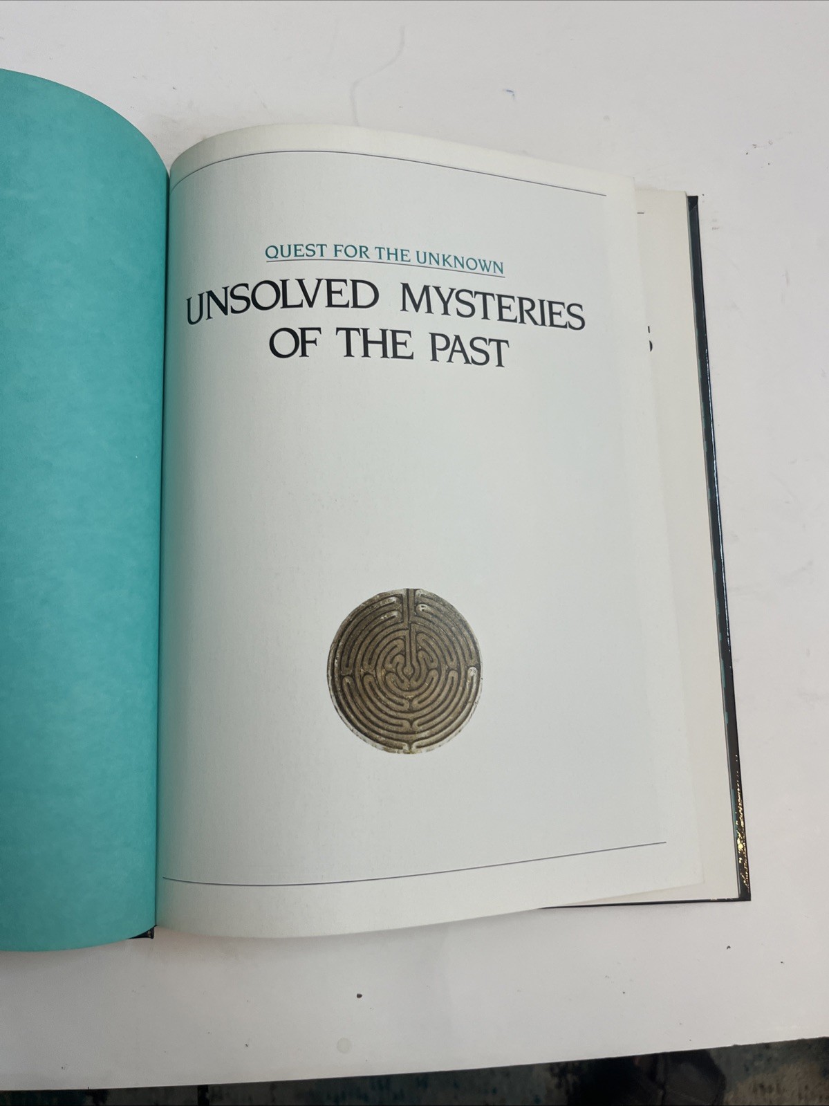 Unsolved Mysteries of the Past Hardcover Reader’s Digest Editors