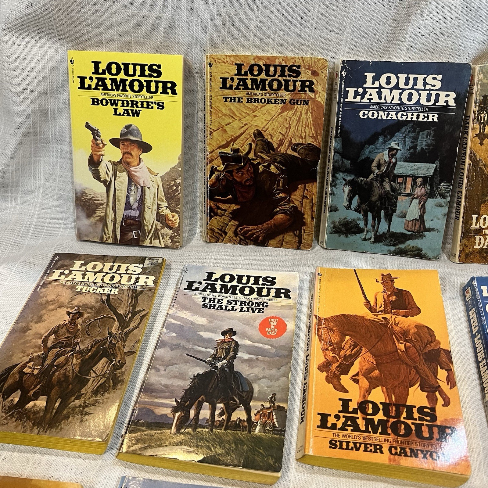 Vintage Louis L’Amour LOT of 24 Western Paperback Books