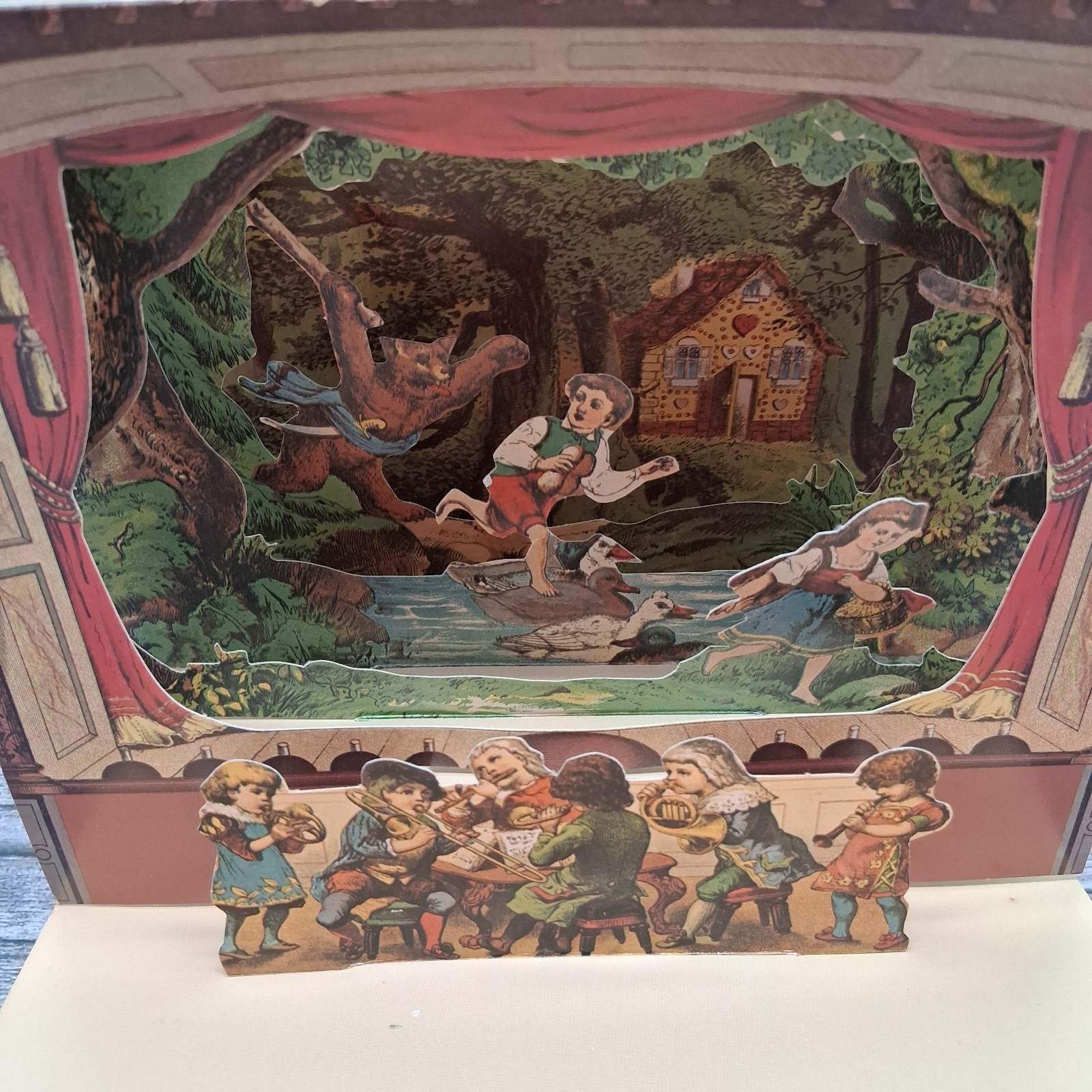 The Children’s Theatre A Reproduction of Antique Pop-Up Franz Bonn Kestrel 1981