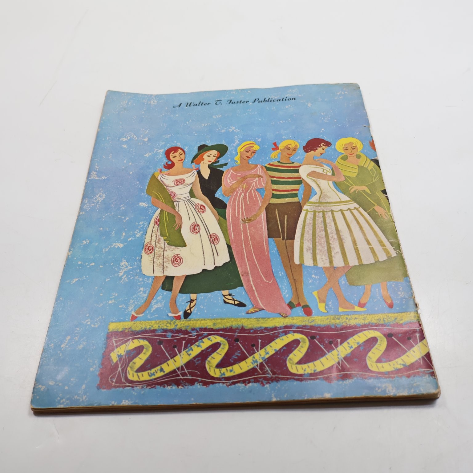 How to Draw and Paint Fashions Viola French Vintage Walter T Foster