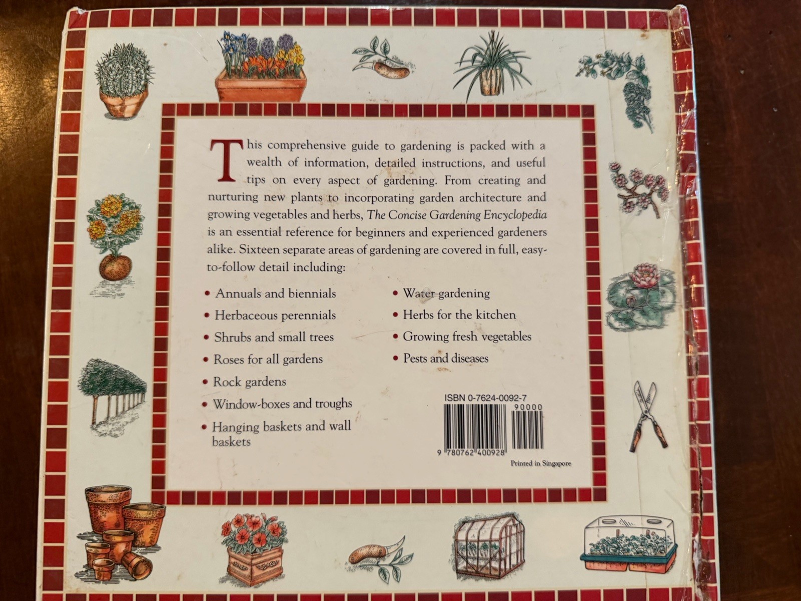The Concise Gardening Encyclopedia ~ David Squire Flowers Roses Shrubs Trees HC