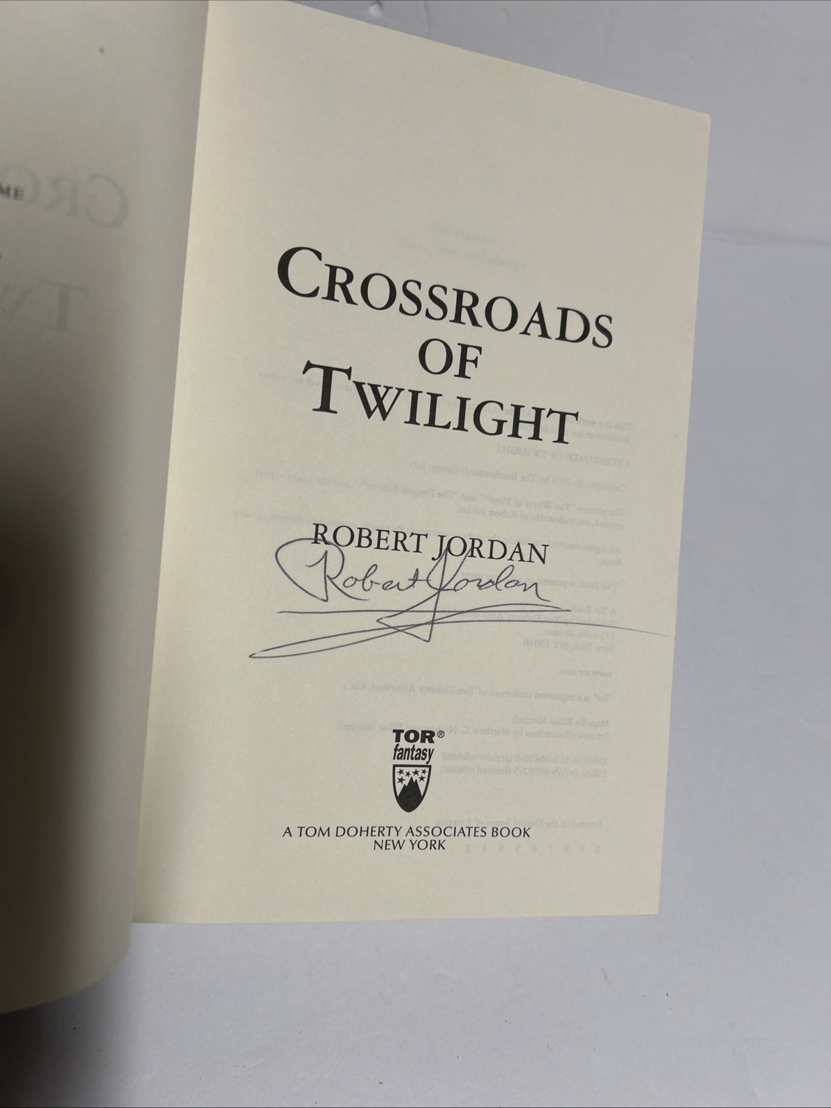 SIGNED Robert Jordan Crossroads of Twilight 2003 1st Edition 2nd Print HC/DJ