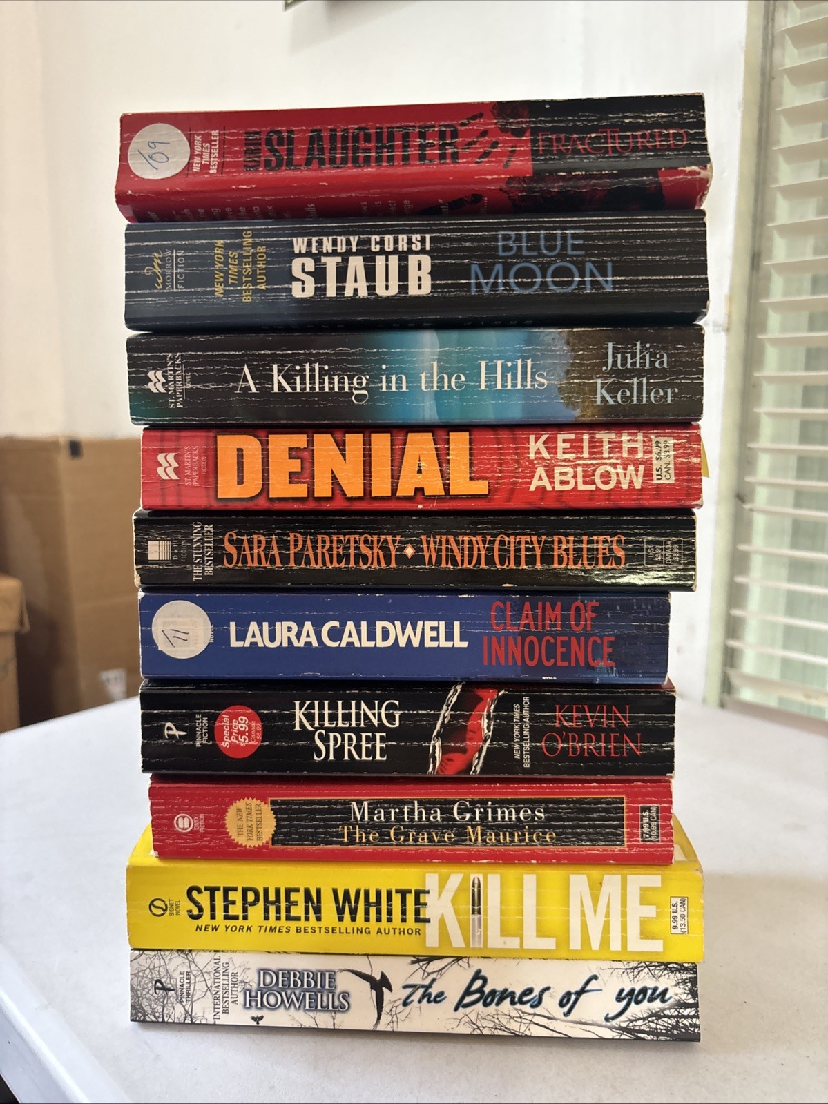Lot of 10 – Mystery and Thrillers – Mixed Authors – FREE SHIPPING