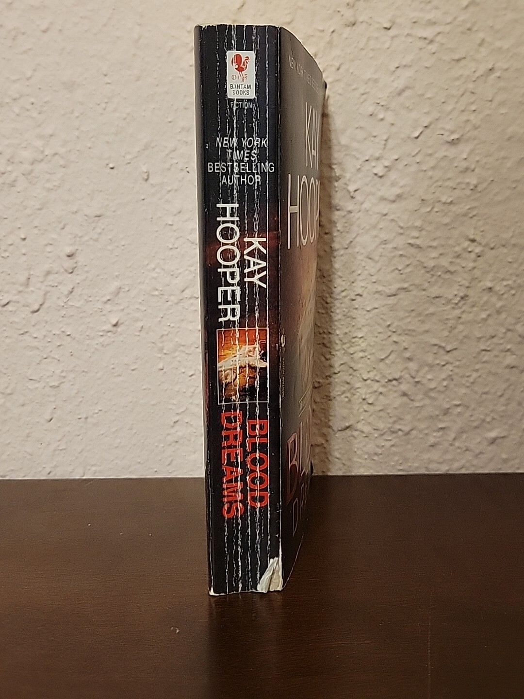 Lott of 3 paper back books by Kay Hooper – Blook Ties, Blook Dreams & Blood Sins