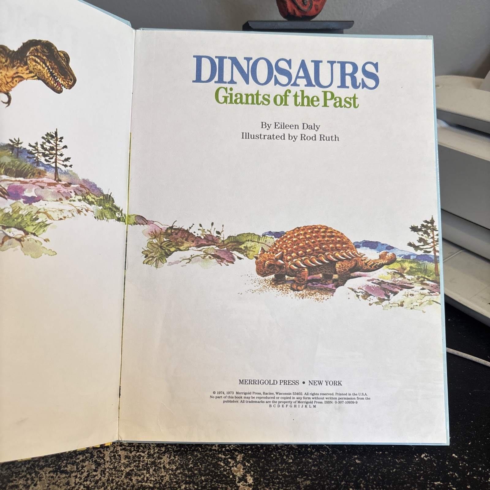 RARE! Merrigold Press Dinosaurs Giants Of The Past 1974 Hardcover Vintage VG