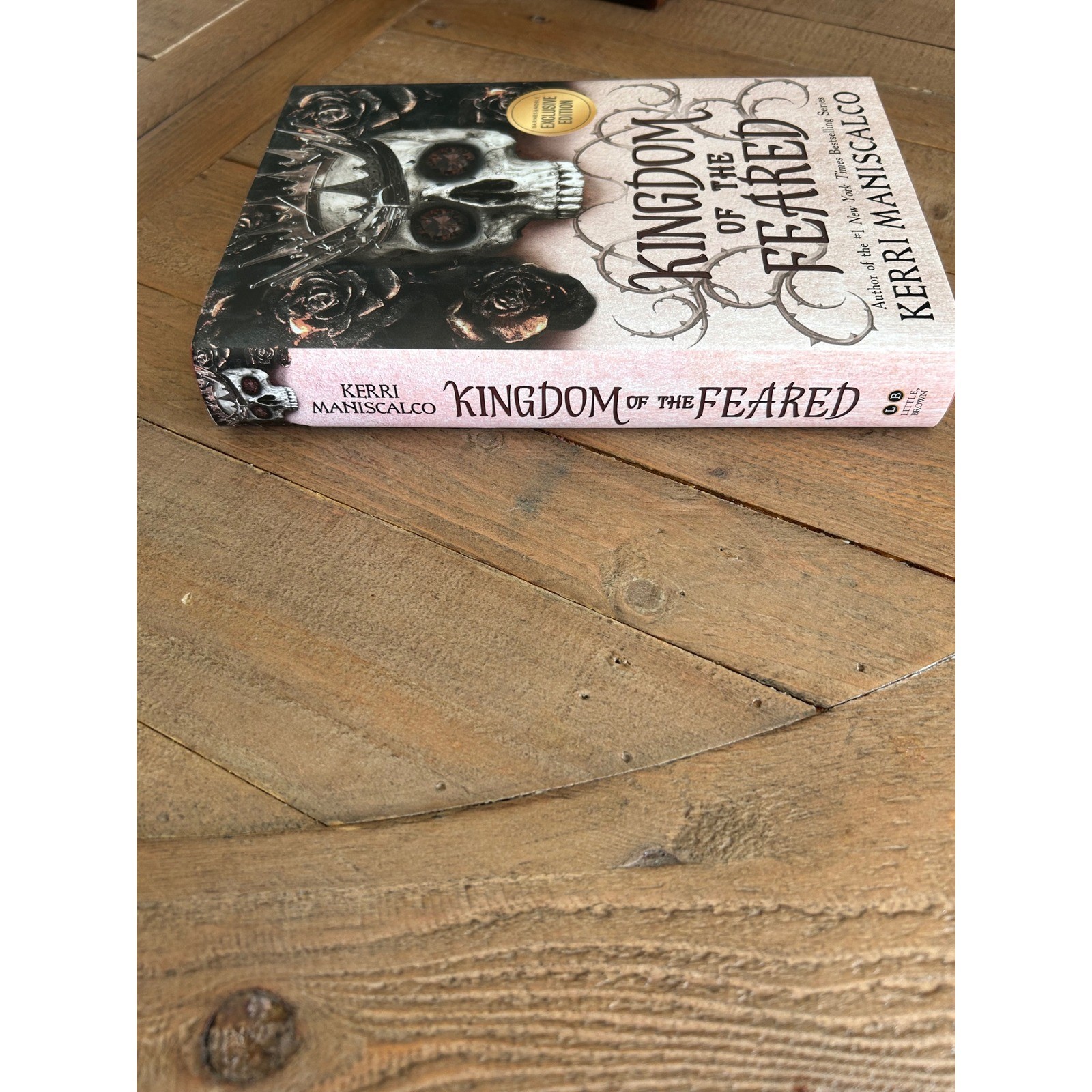 Kingdom of the Feared Kerri Maniscalco Barnes Noble Exclusive Edition Hardcover