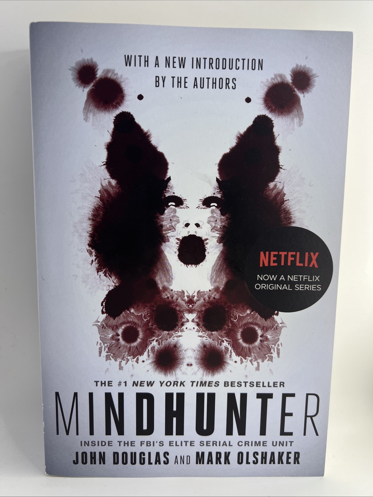 Mindhunter : Inside the FBI’s Elite Serial Crime Unit by John E. Douglas and…