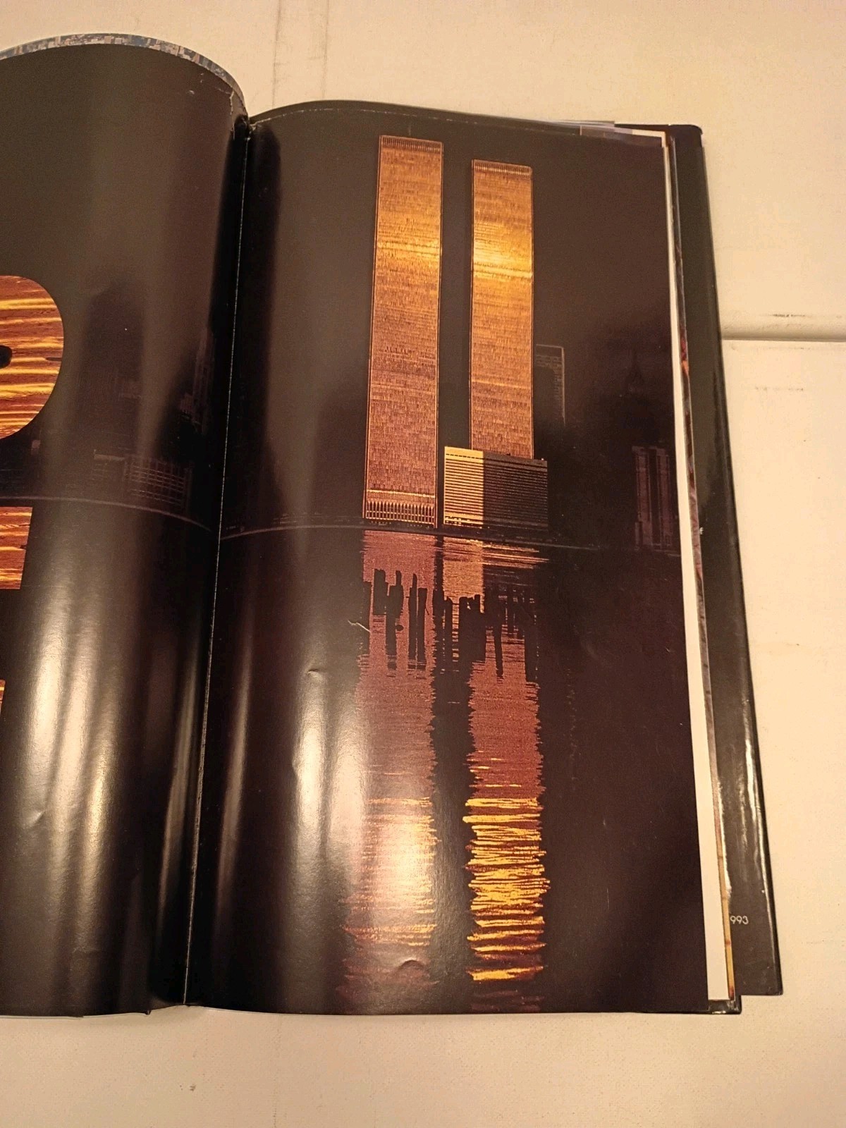 World Trade Center Oversized ( Tall ) HC Book Photos 9/11 Foldout Pages 2002