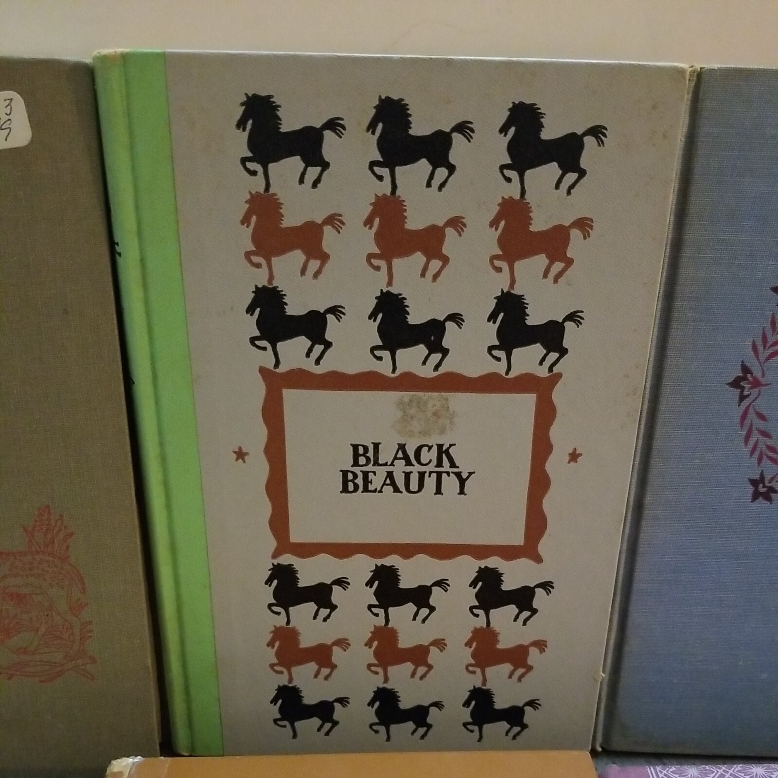 Lot of 12 Mixed Random Children’s Books and Young Adult Novels, Classic Stories