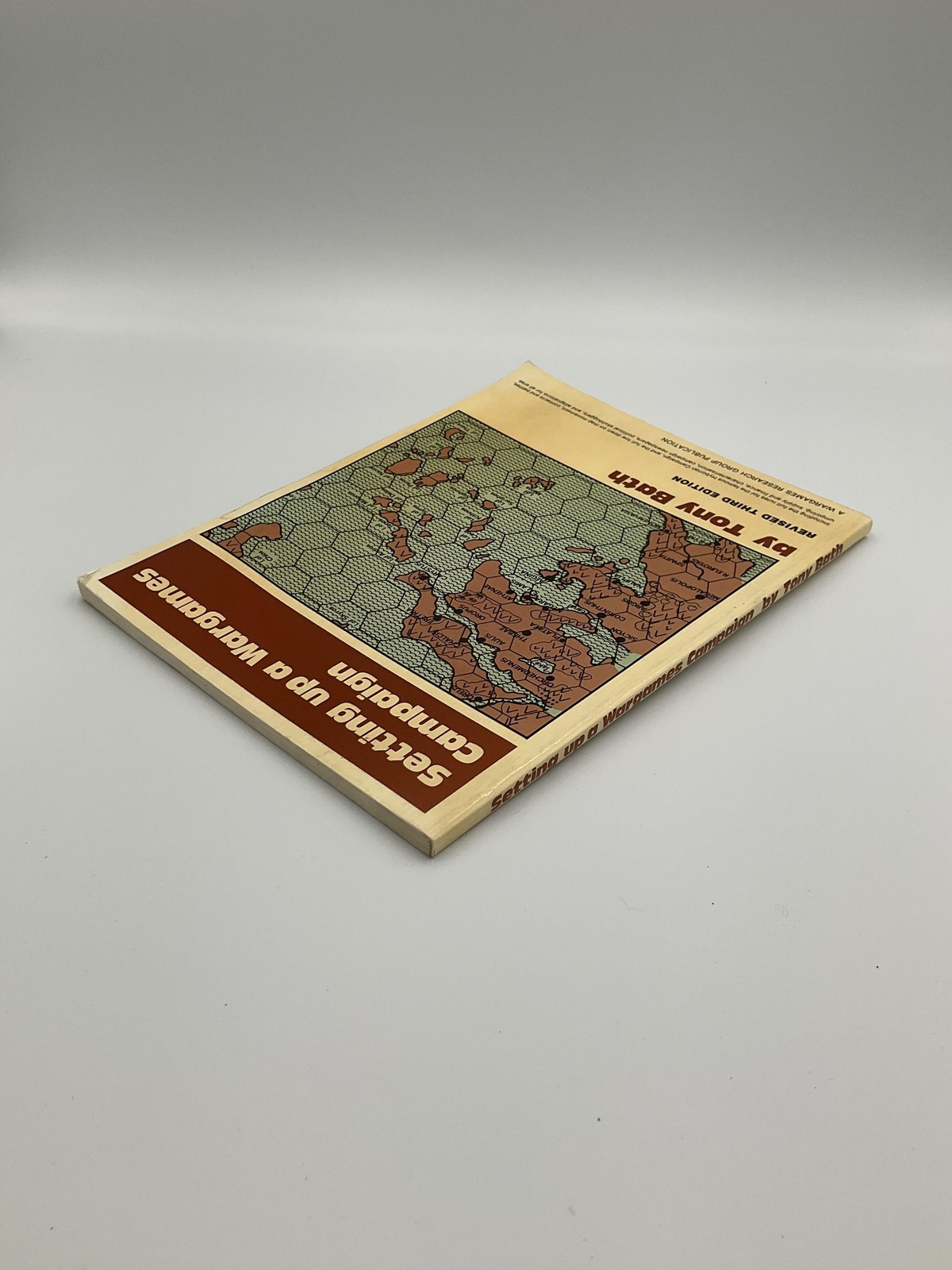 Setting Up A Wargames Campaign Tony Bath Wargames Research Group Tan PB 1986 UK