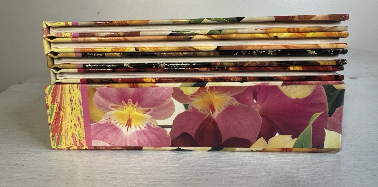 The Little Books of Flowers – David Squire (1993 HC Books w/Slipcase) LN Cond.