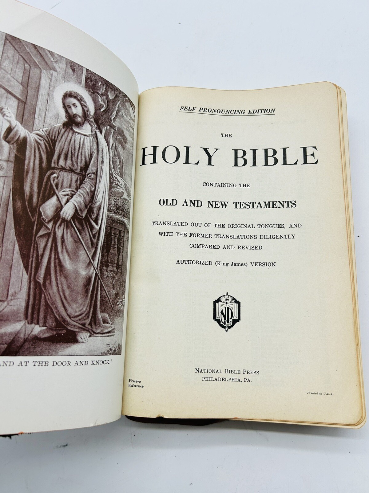 THE HOLY BIBLE King James Version SELF-PRONOUNCING 1950s National Bible Press