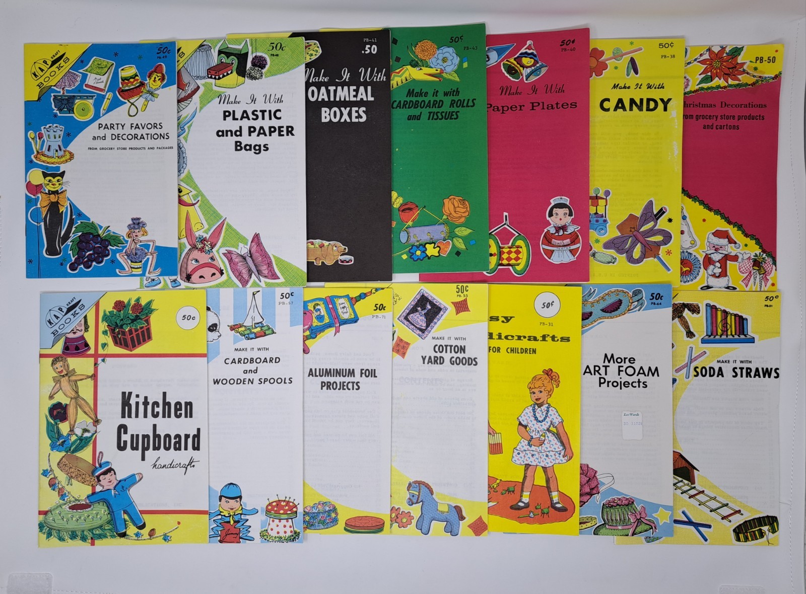 KAP Kraft Craft Project Book Lot Of 14 BIN31