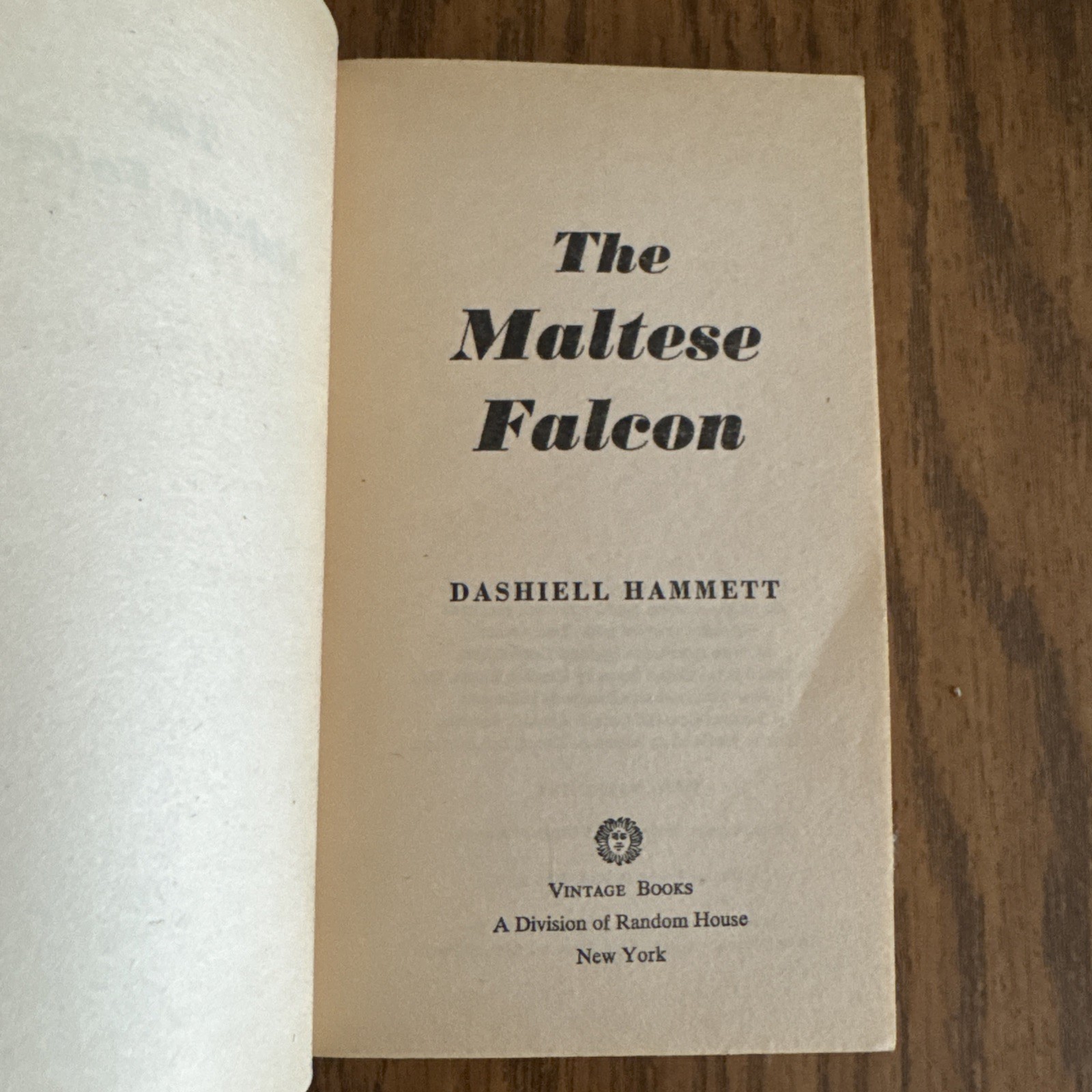 Dashiell Hammett – The Maltese Falcon – Vintage Books Edition 1972 – UNREAD