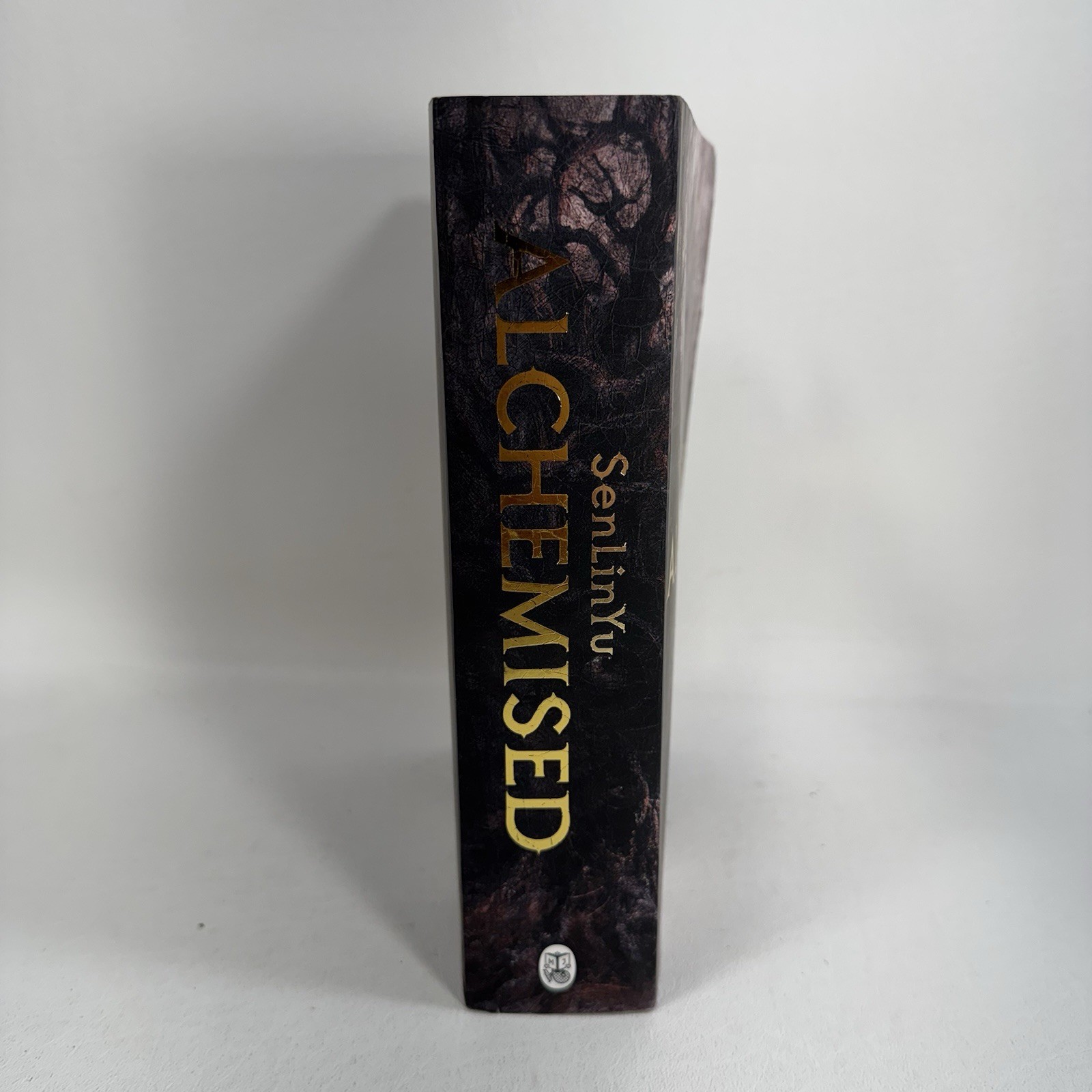 Alchemised by SenLinYu Paperback Sprayed Edges 2025