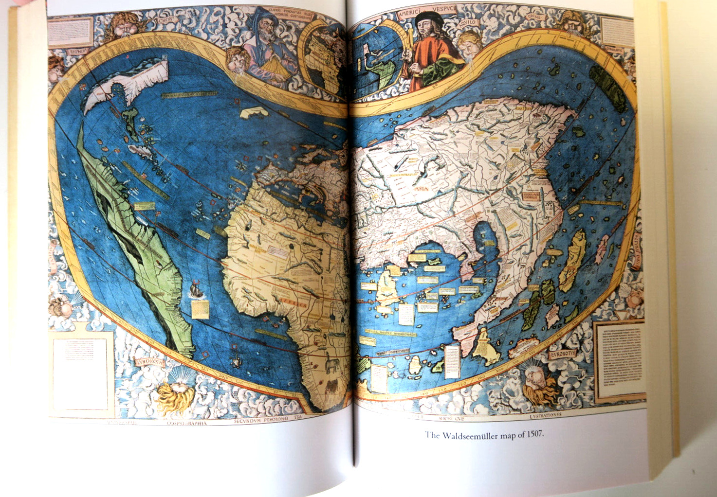 1421: The Year China Discovered America by Gavin Menzies – 2008 Trade PB