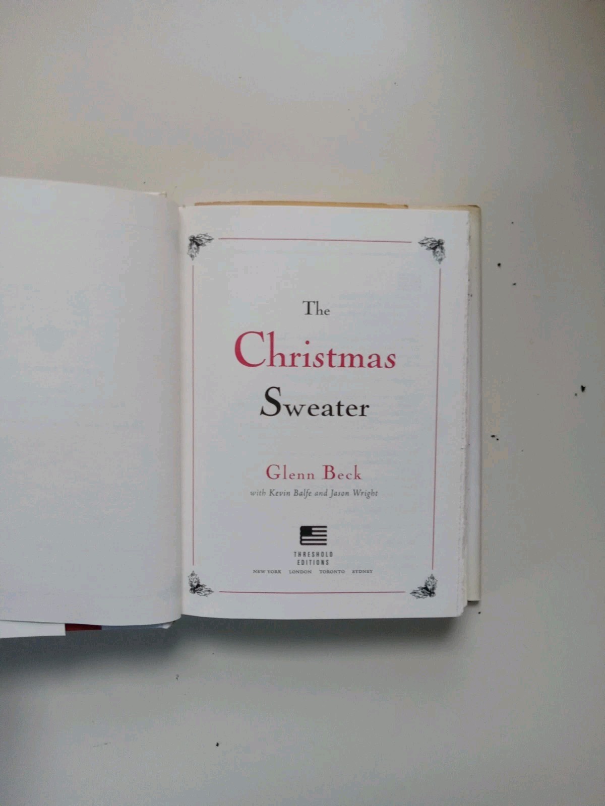 The Christmas Sweater by Glenn Beck 2008 Hardcover – Good Condition