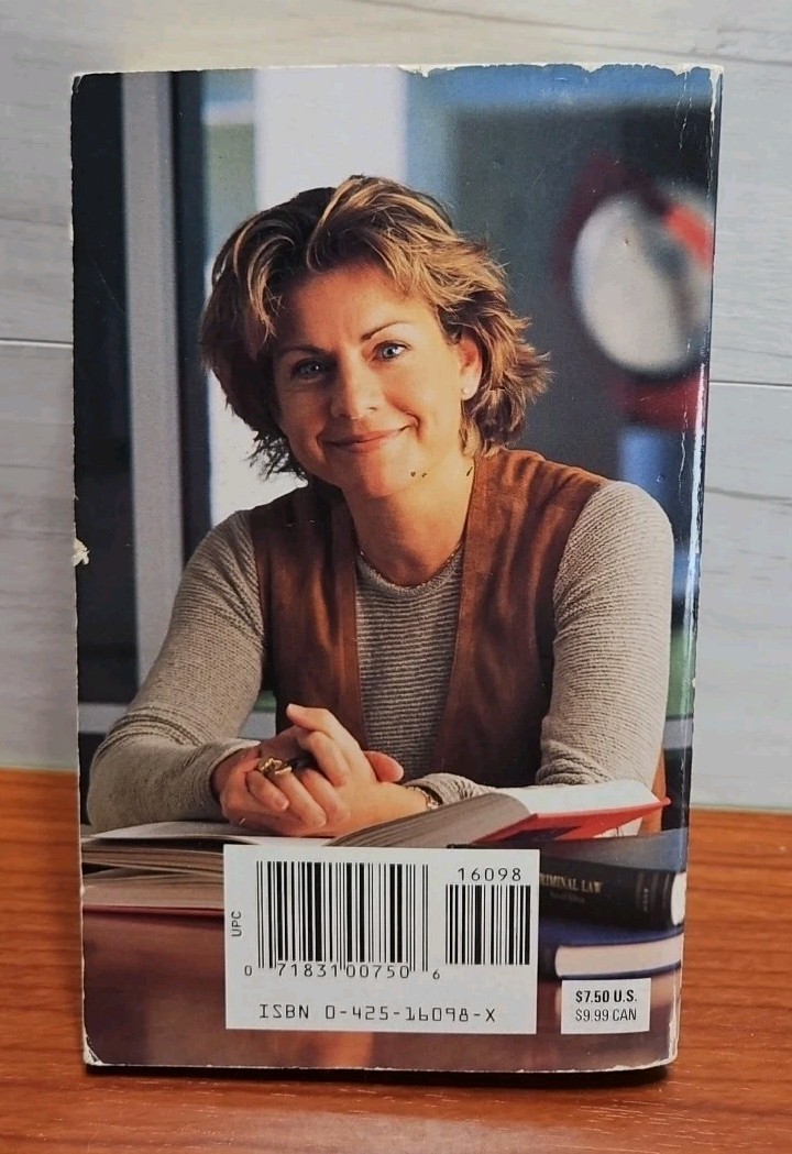 Patricia Cornwell Paperback Book Lot, Set Of 6 Books In Good Condition,Fast Ship