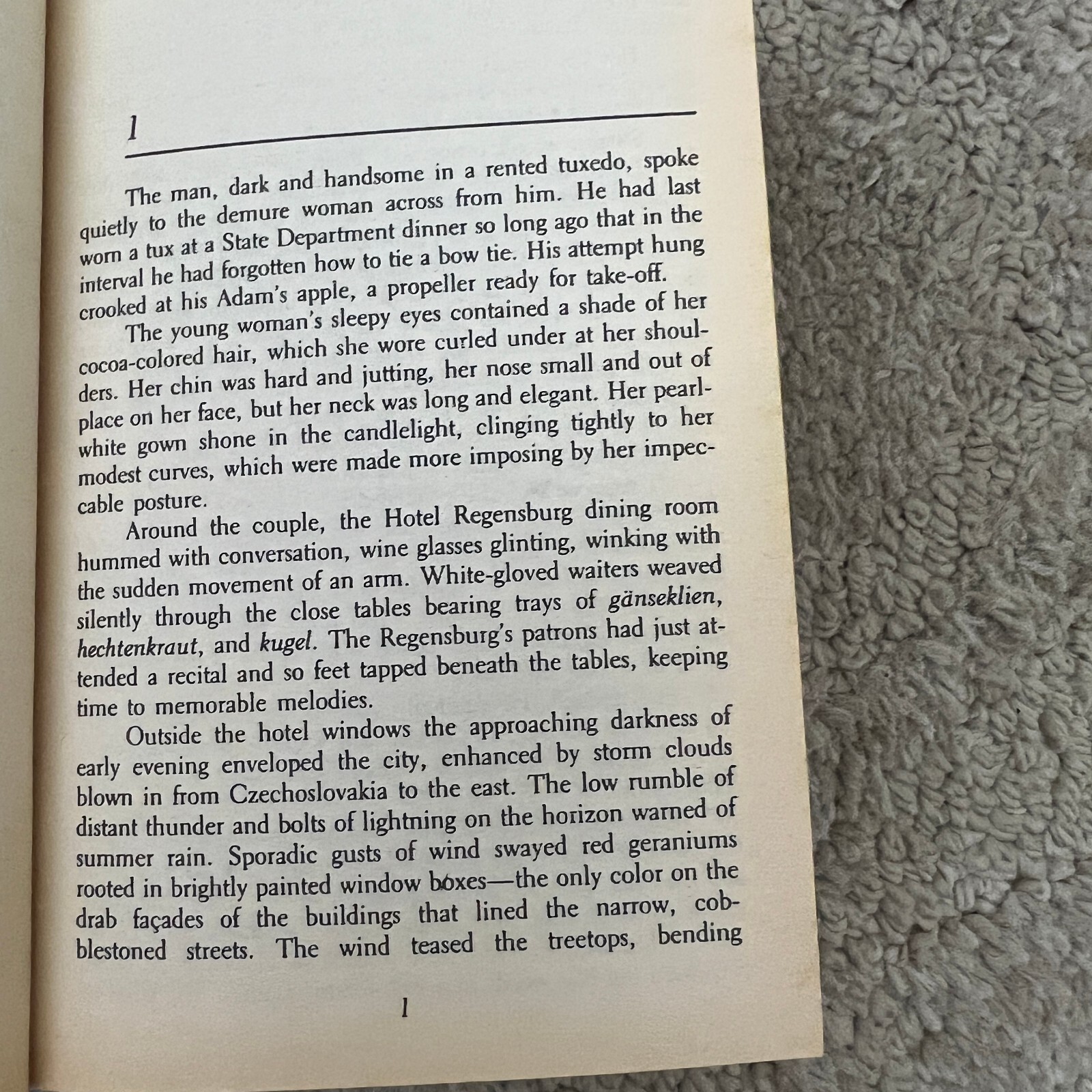 Blood of the Albatross Mystery Paperback Book by Ridley Pearson 1986
