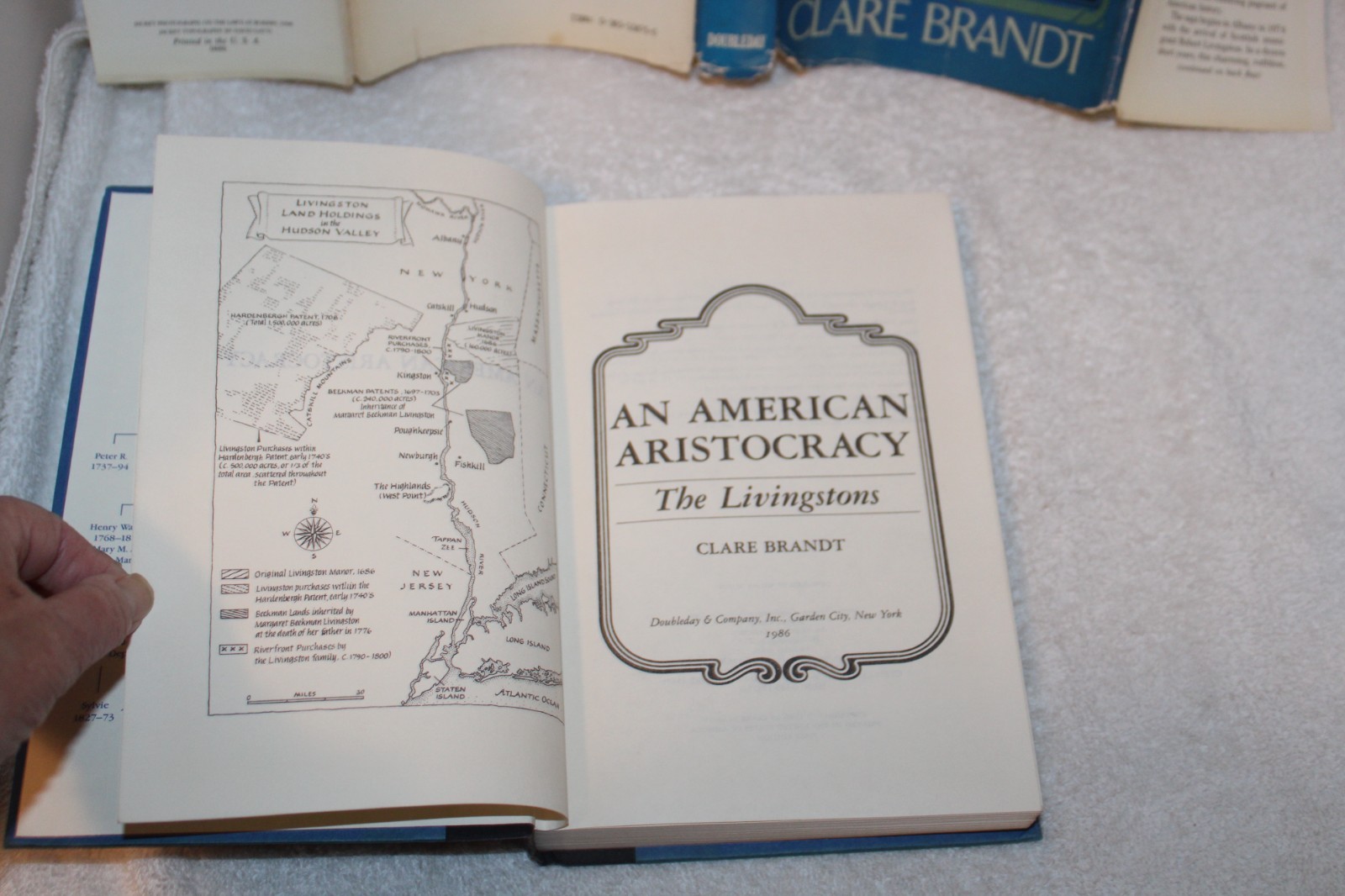 An American Aristocracy The Livingstons , HCDJ, Clare Brandt, First Ed.