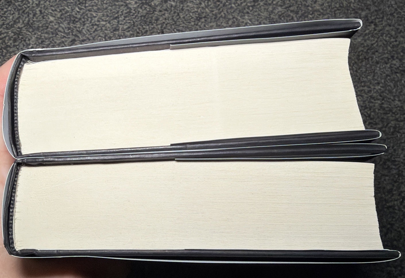 Fourth WIng & Iron Flame Set Rebecca Yaros Hardcover Dust Jacket