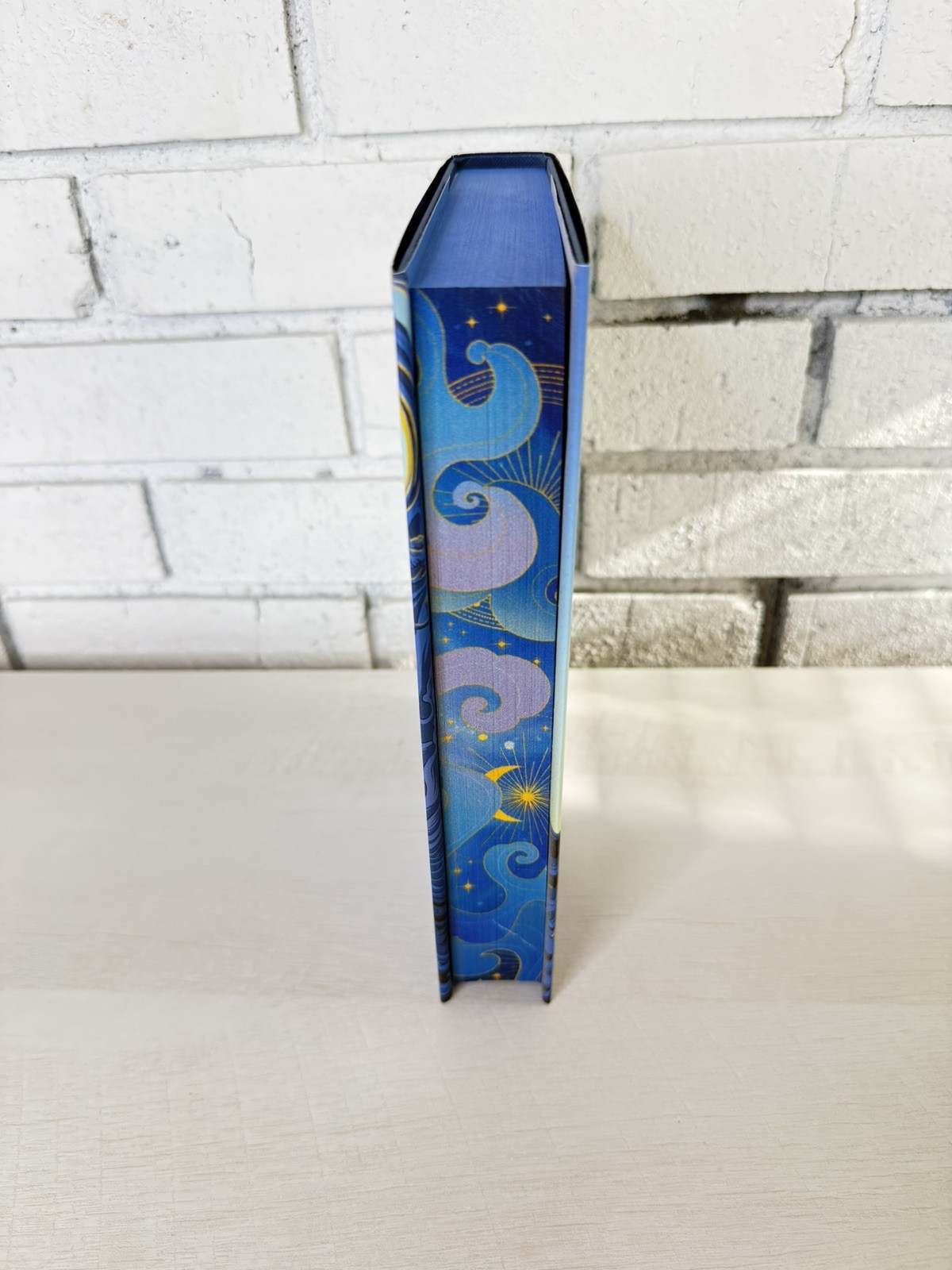 Faebound by Saara El-Arifi FairyLoot Signed Exclusive Edition Sprayed Edges