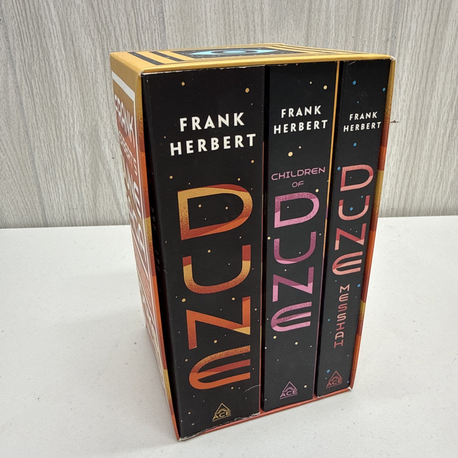 Frank Herbert’s Dune Saga 3-Book Boxed Set: Dune, Dune Messiah, and Children…