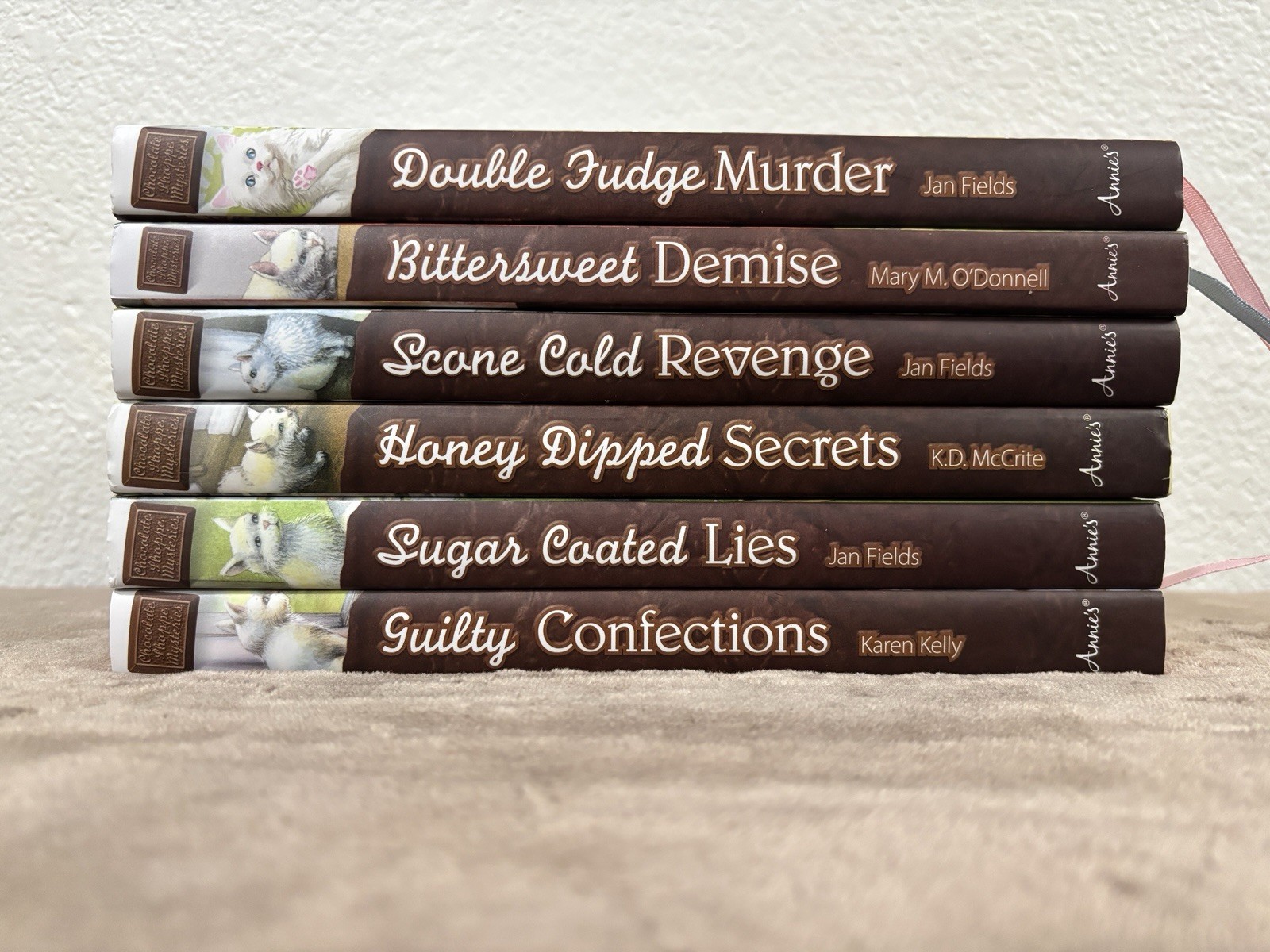 Lot of 20 ANNIE’S FICTION Various Series Cozy Mystery Hardcover Books