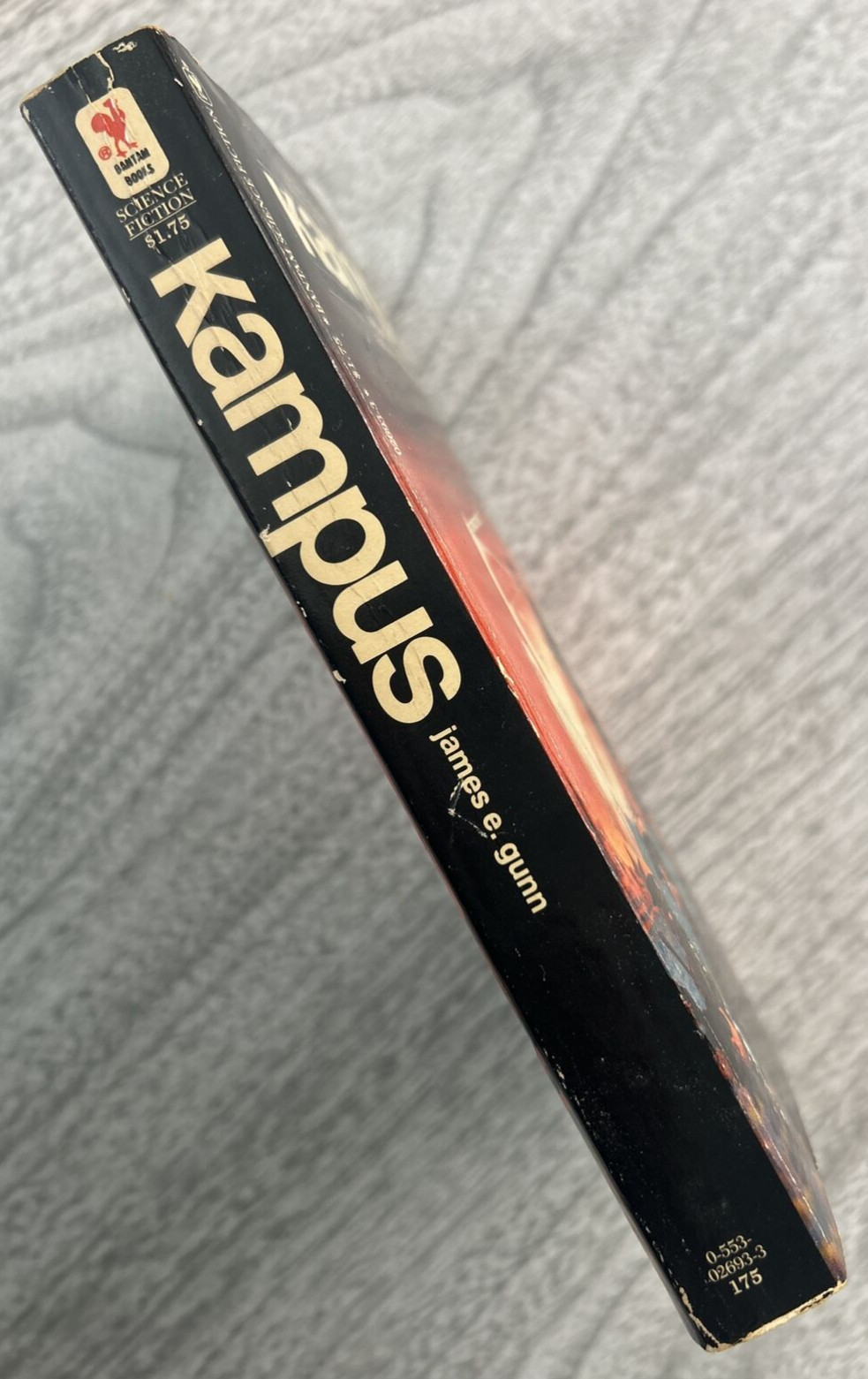 JAMES E. GUNN “Kampus” July 1977 A Bantam Book