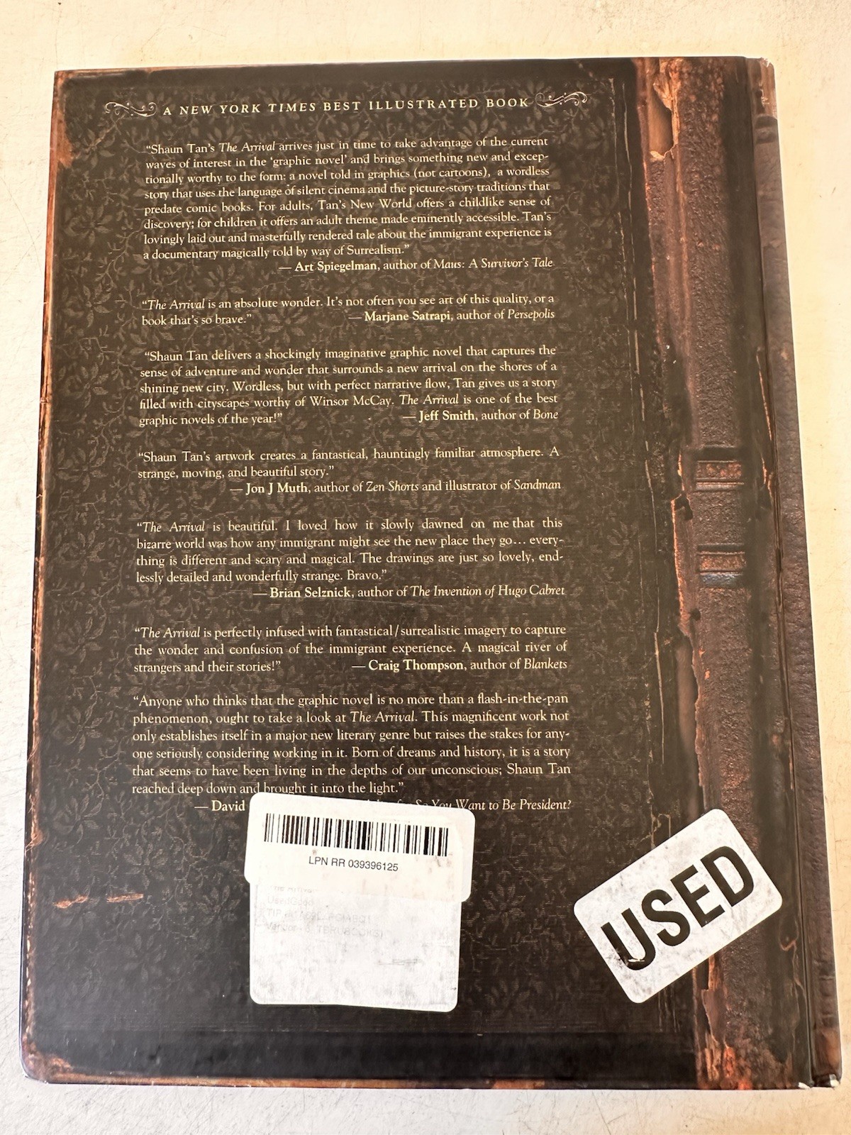 The Arrival Shaun Tan Arthur A Levine HC 1st Ed 2007 Graphic Novel Fantasy