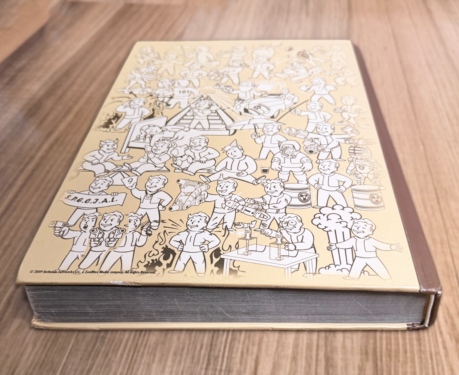 FALLOUT 3 Game of the Year Limited Collector’s Edition Guide Book Complete w Map
