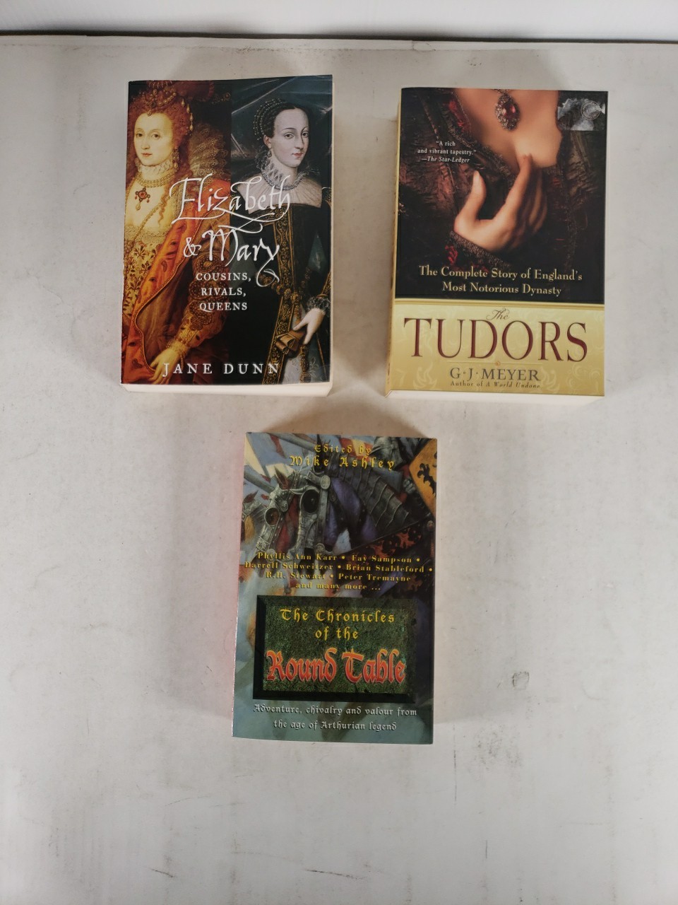 British Royalty, Charlemayne, Tudors, Queen Elizabeth (9 Book Lot) Templars