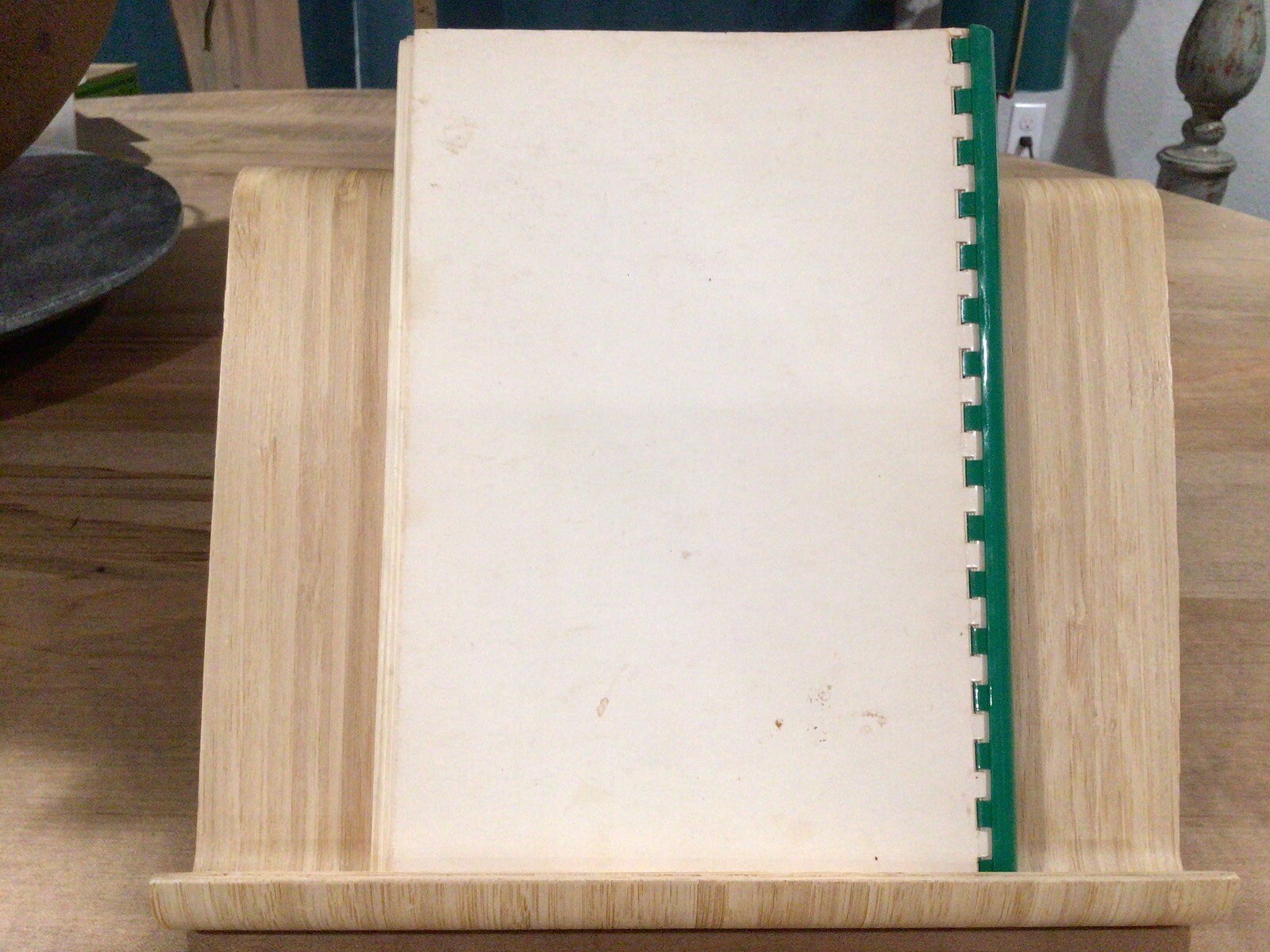 Recipes For Living 1977 COOKBOOK Ladies Day Apart Dallas Texas 164 Pages