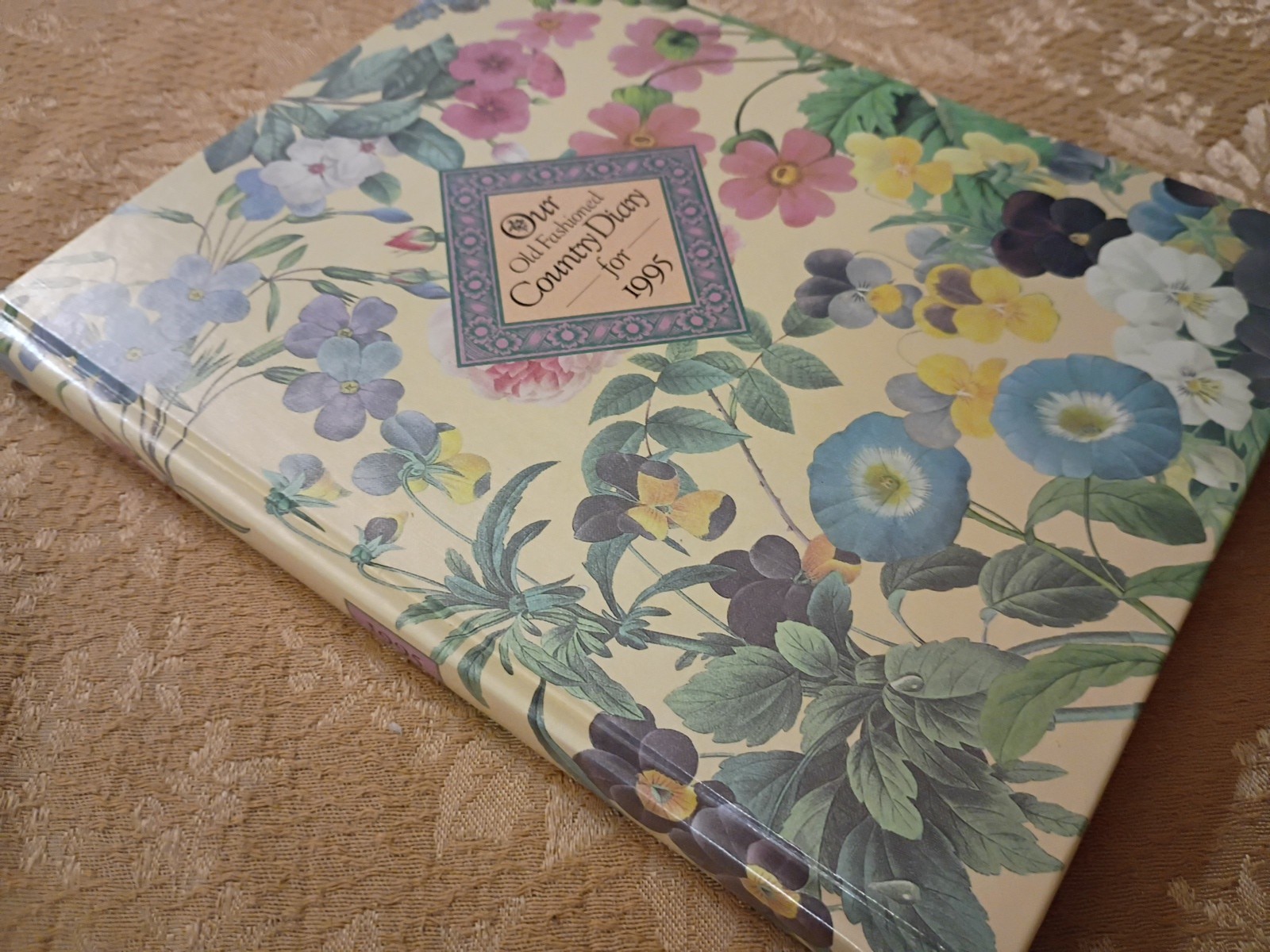 Our Old Fashioned Country Diary for 1995 Hardcover Floral Illustrated Book
