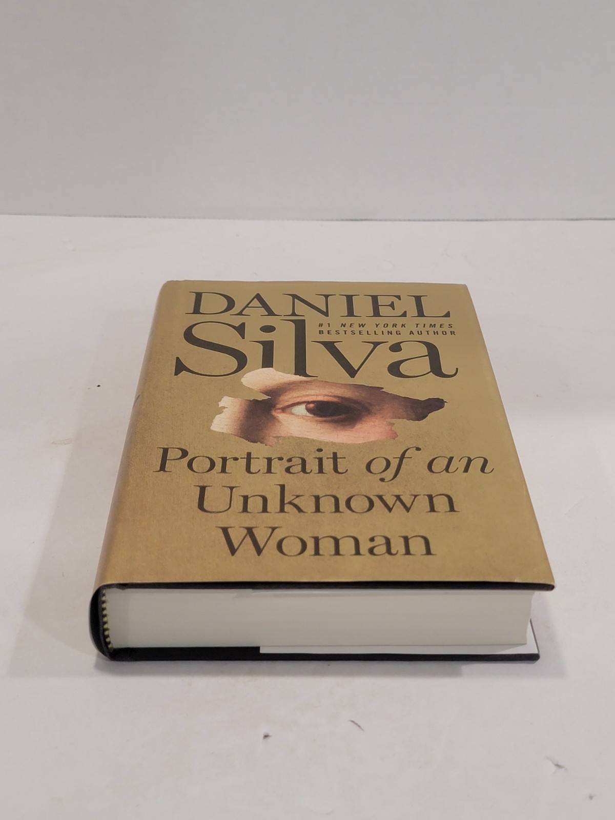 Portrait of an Unknown Woman: A Novel by Daniel Silva – Hardcover, 1st Edition