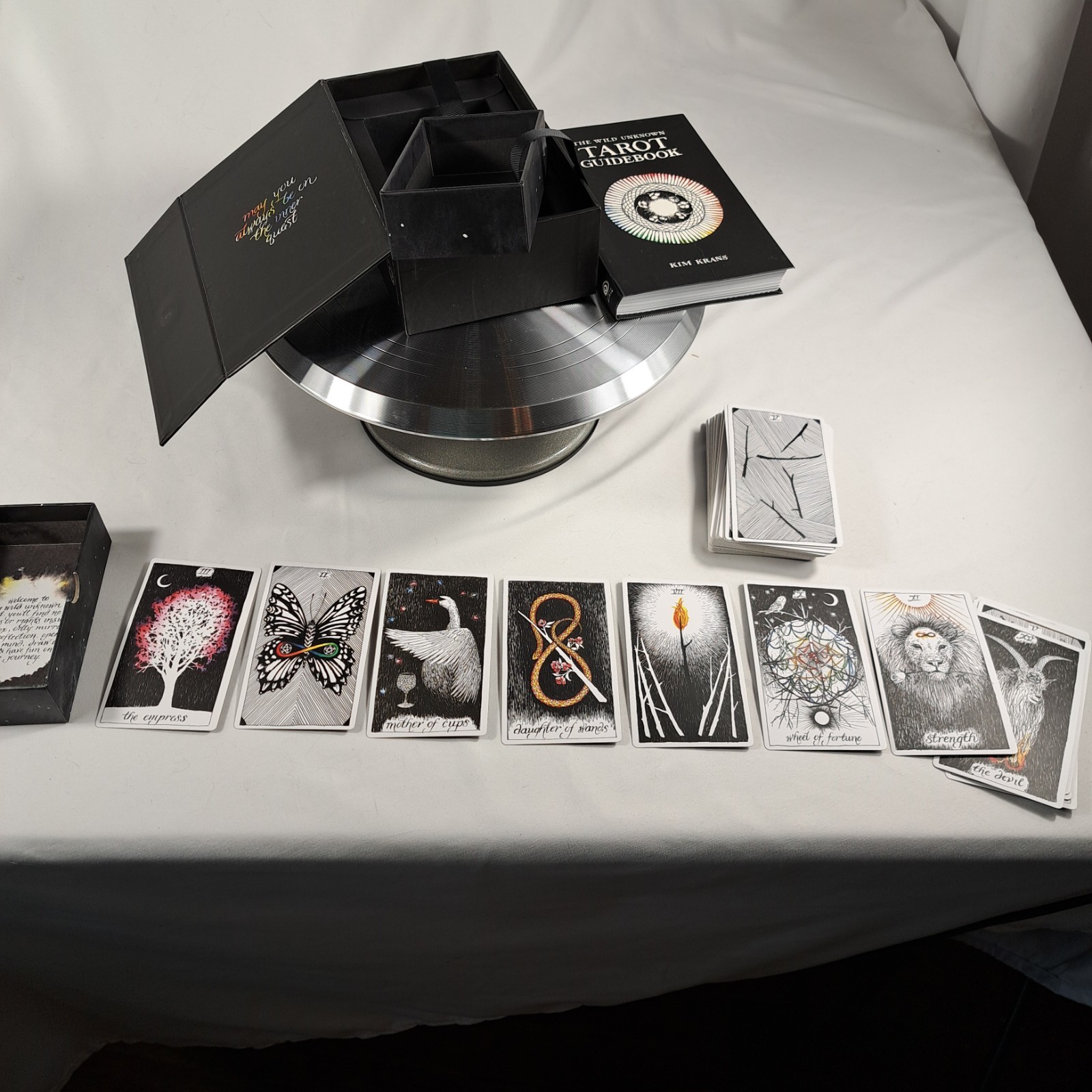 Wild Unknown 1st Edition Tarot Deck & Guidebook OFCL Keepsake Box Set••Kim Krans