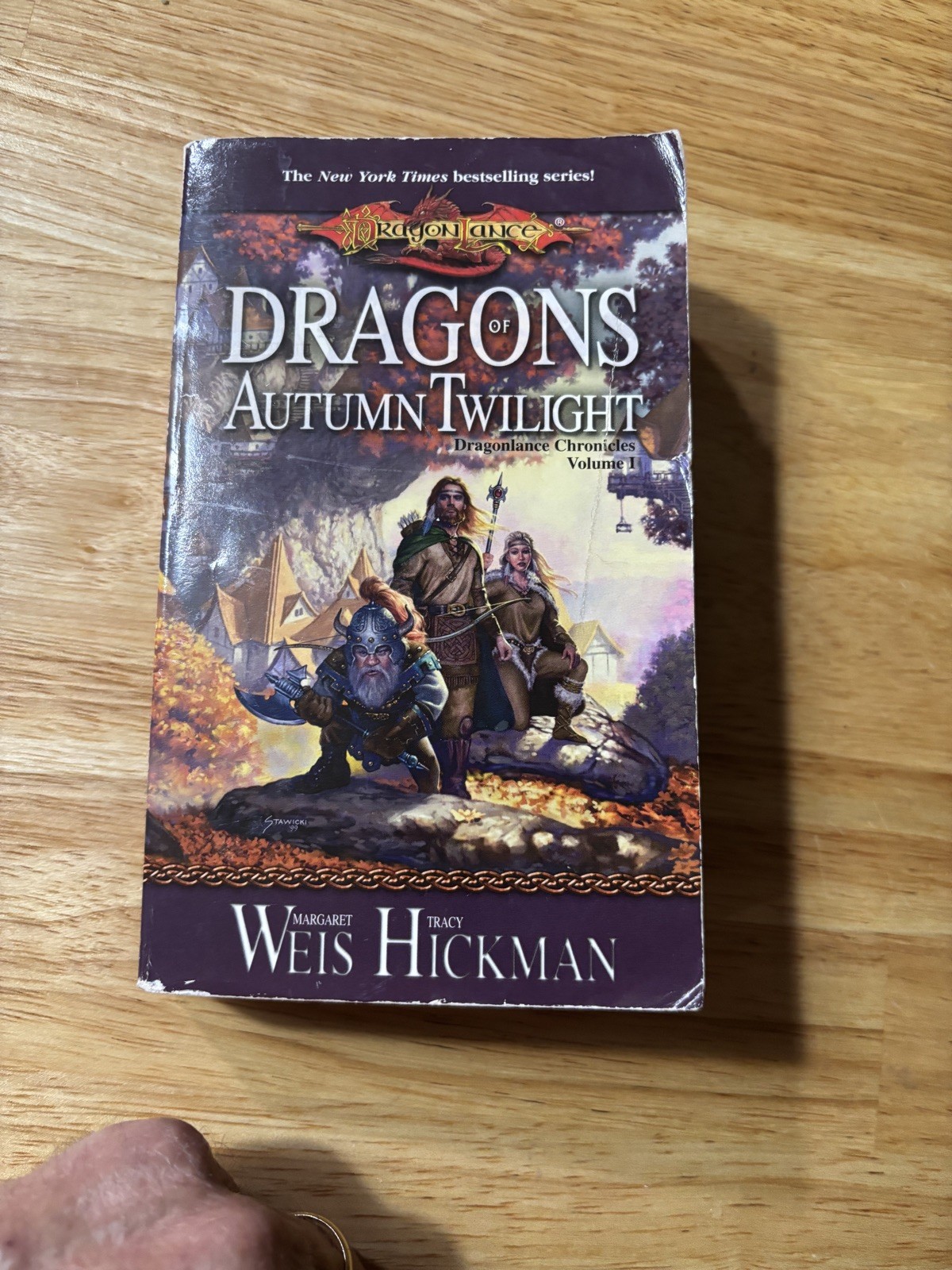 Dragons of Autumn Twilight : Dragonlance Chronicles 1st Edition 1984 Paperback