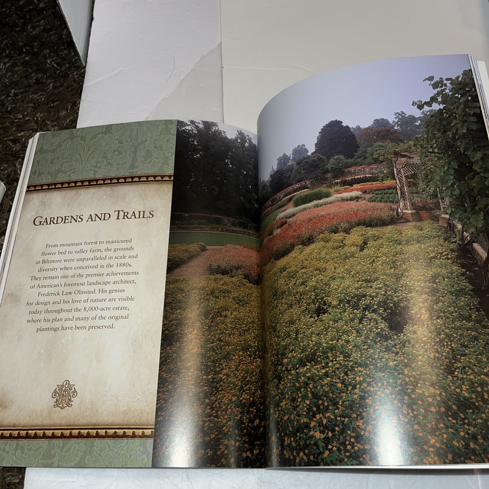 2012 Biltmore An American Masterpiece by Rachel Carley 135 pages Full Color