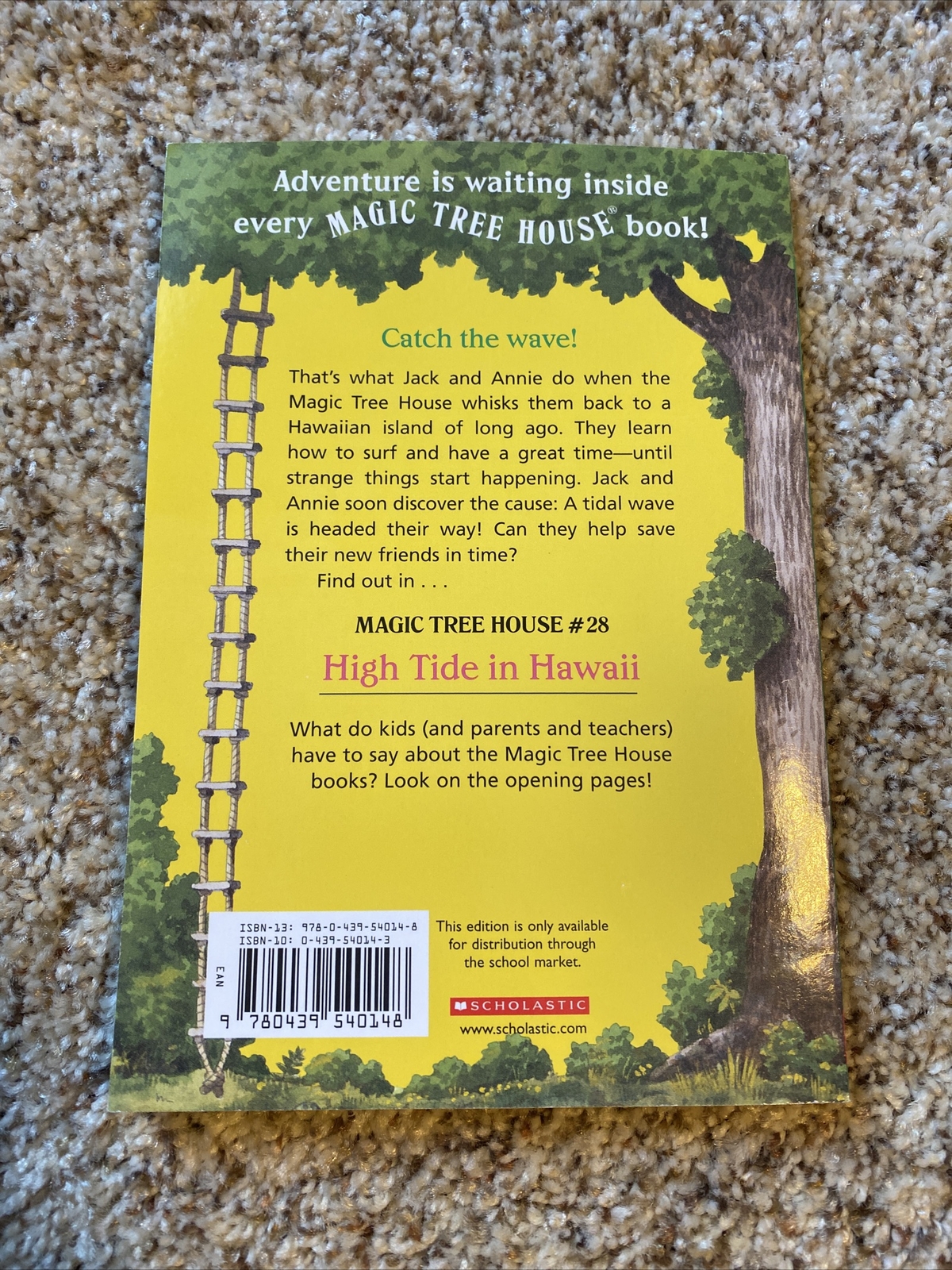 High Tide in Hawaii : Magic Tree House by Mary Pope Osborne *Brand New*