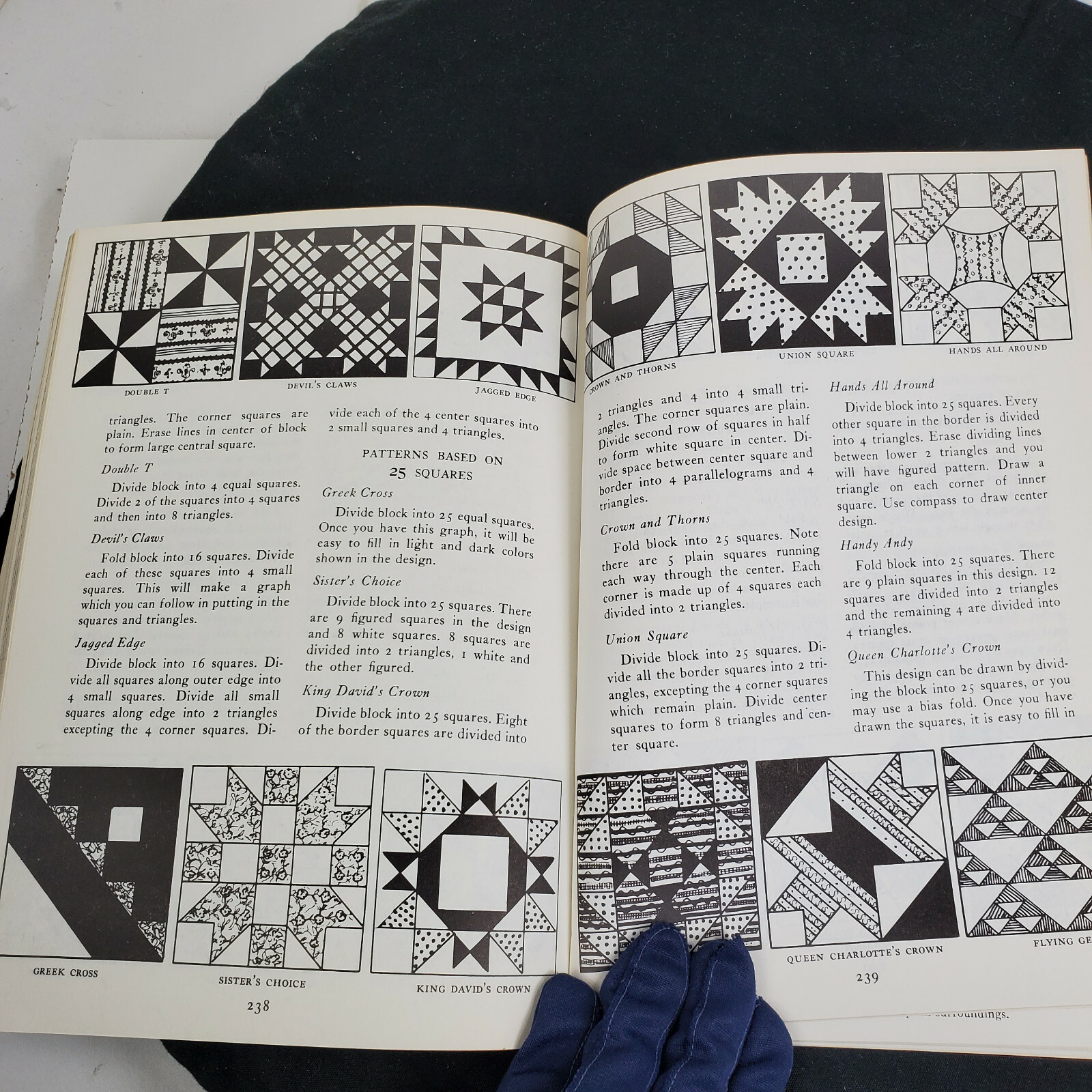1949 Quilt Making and Collecting 482 Illusitrations by Marguerite Ickis 274 pgs
