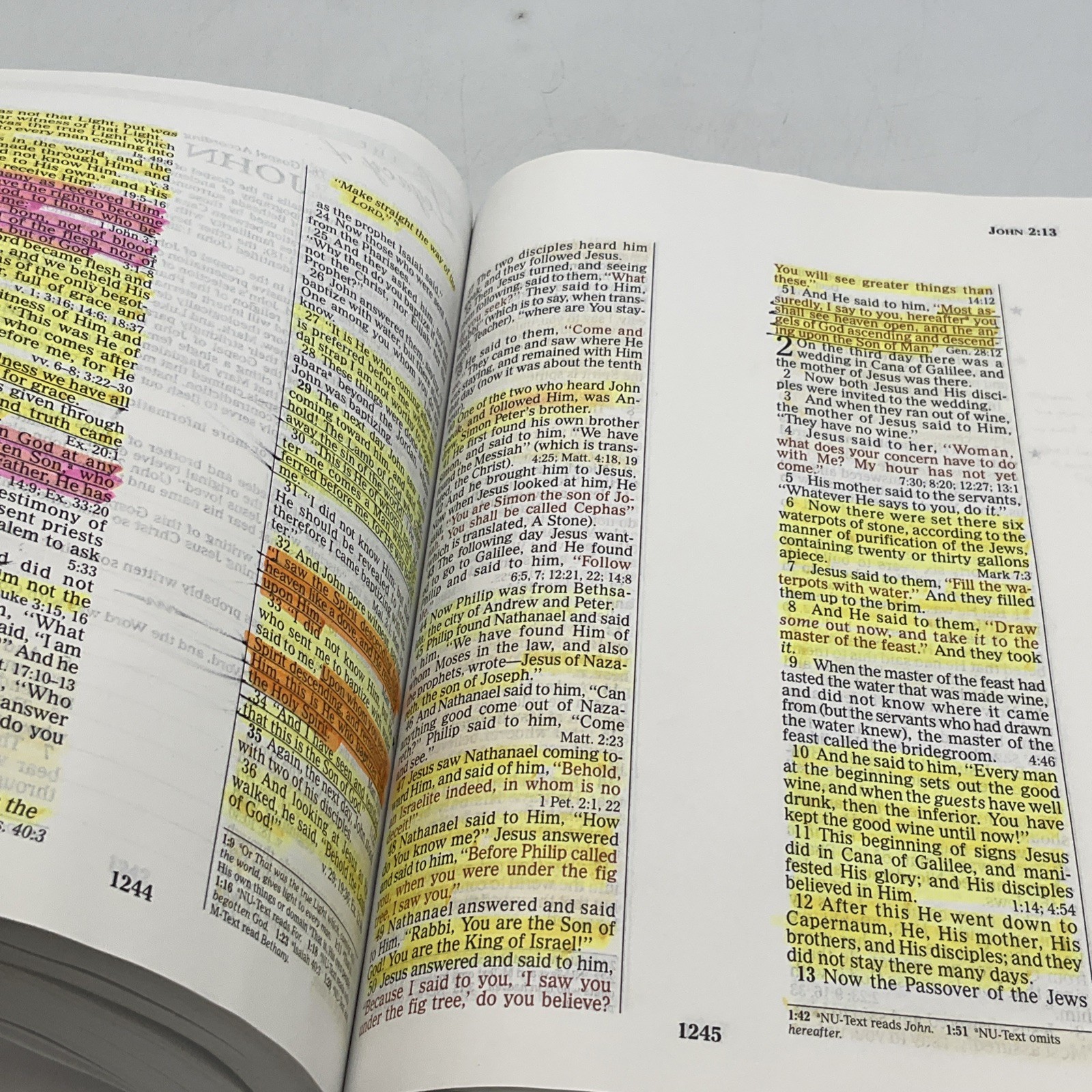 The Legacy Study Bible-NKJV by Hank Hanegraaff General Editor, Hardcover DJ 2007
