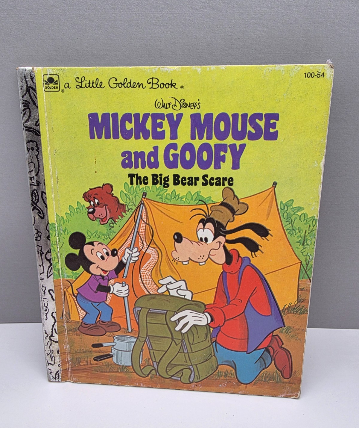 Disney’s Mickey Mouse and Goofy The Big Bear Scare A Little Golden Book (1978)