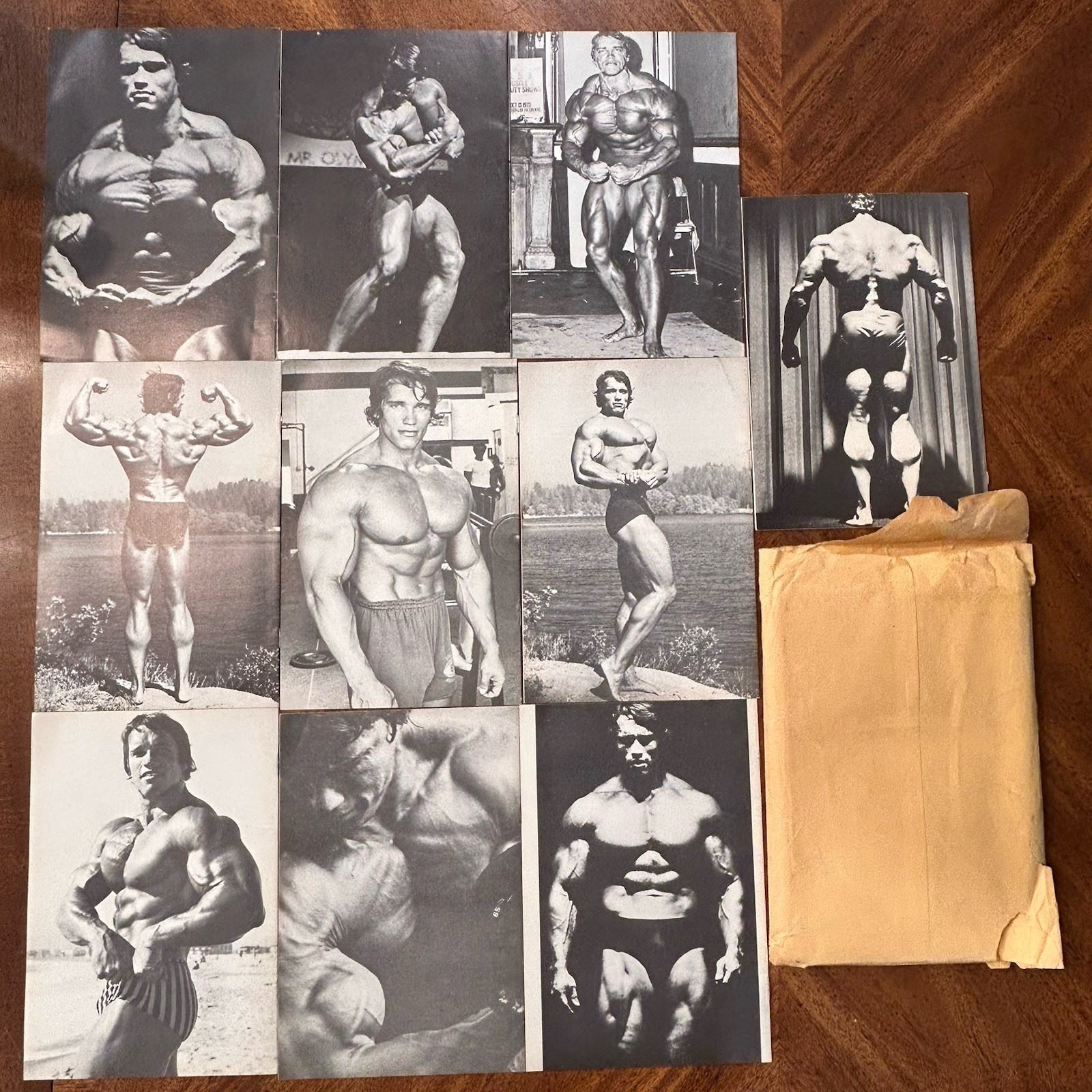 Rare Set Collection of Arnold Schwarzenegger Lot of 10 Arnold Strong w/envelope