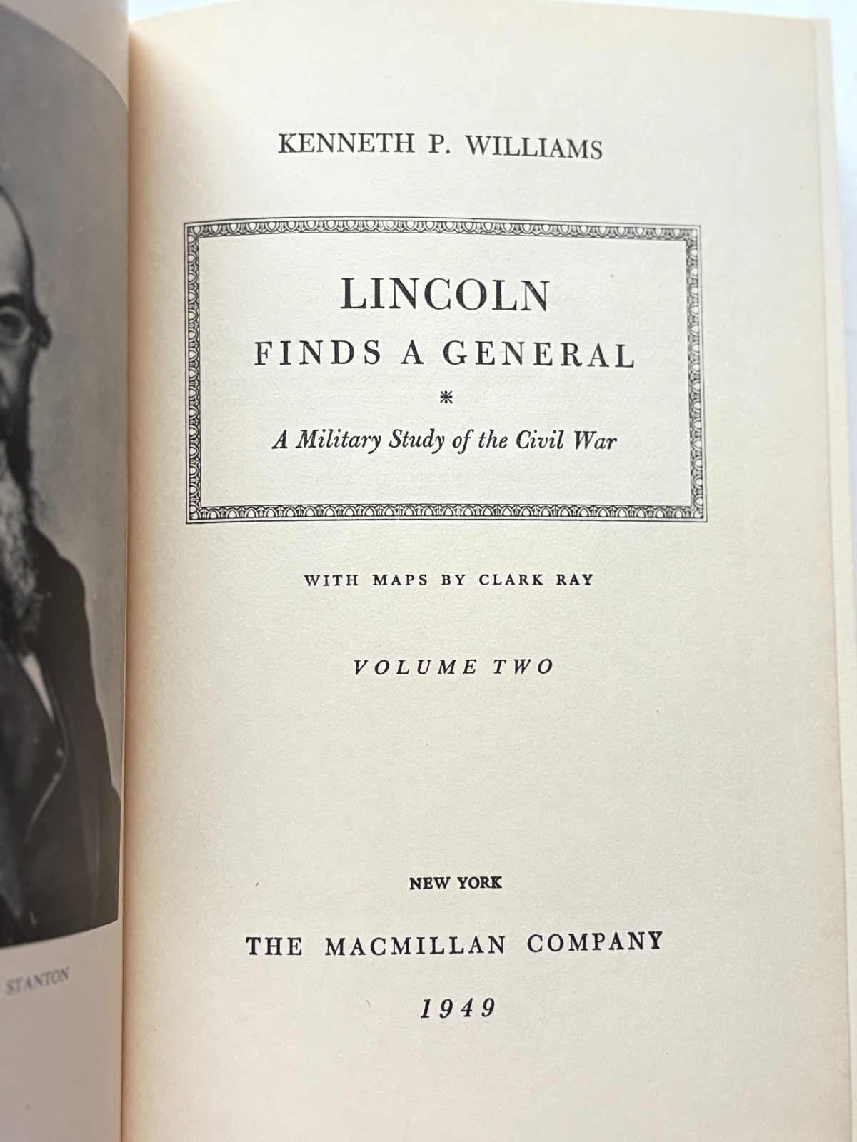 Lincoln Finds a General 2 Vol Set 1949 1st Printing Macmillan Civil War Slipcase